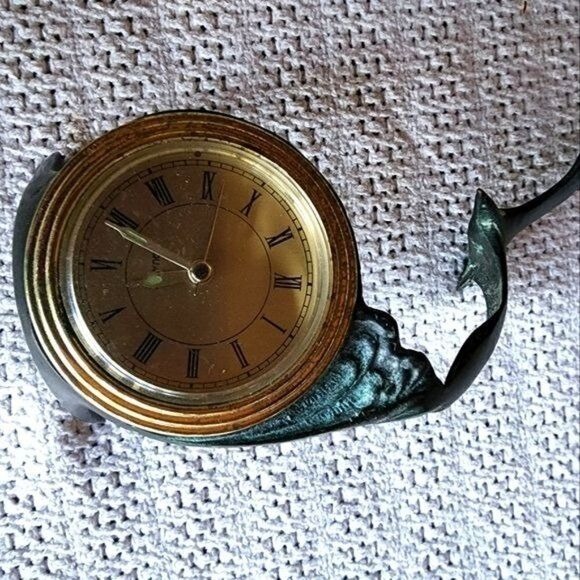 Pewter Green Solid Seagull Quartz Shelf Clock 7 x 3