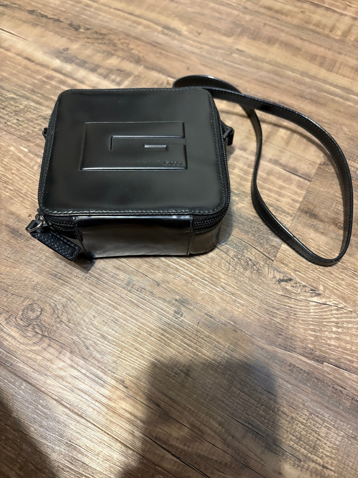 Vintage Gucci Crossbody with built in wallet (Preloved)