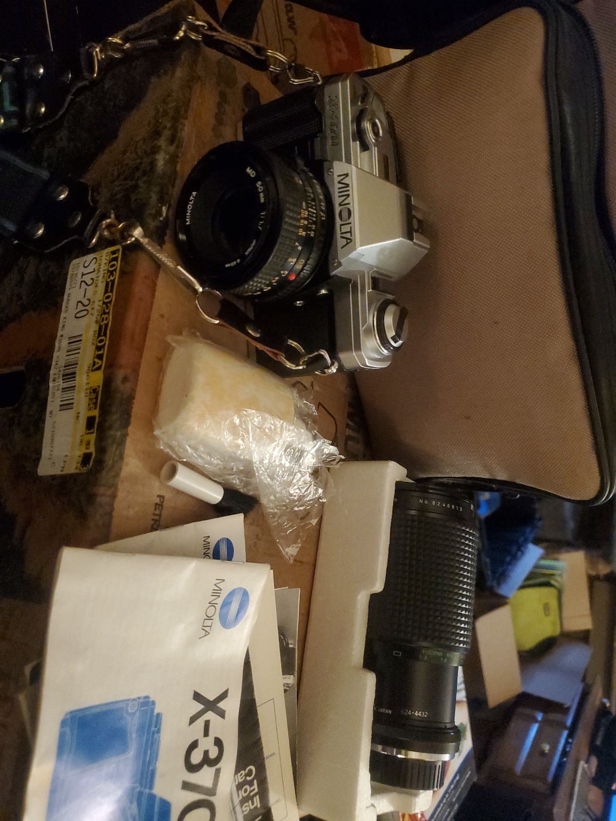 Minolta x370 camera with lense and case