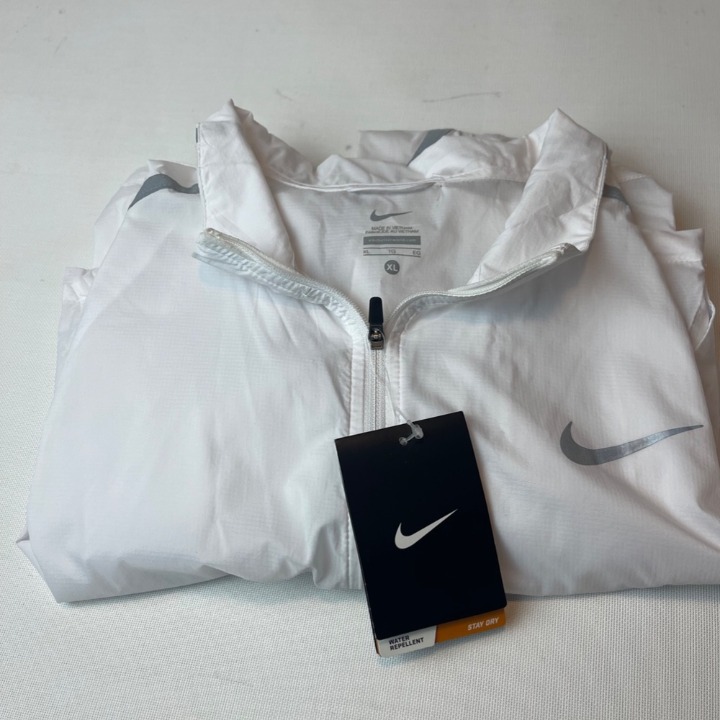 Nike Golf windbreaker NWT