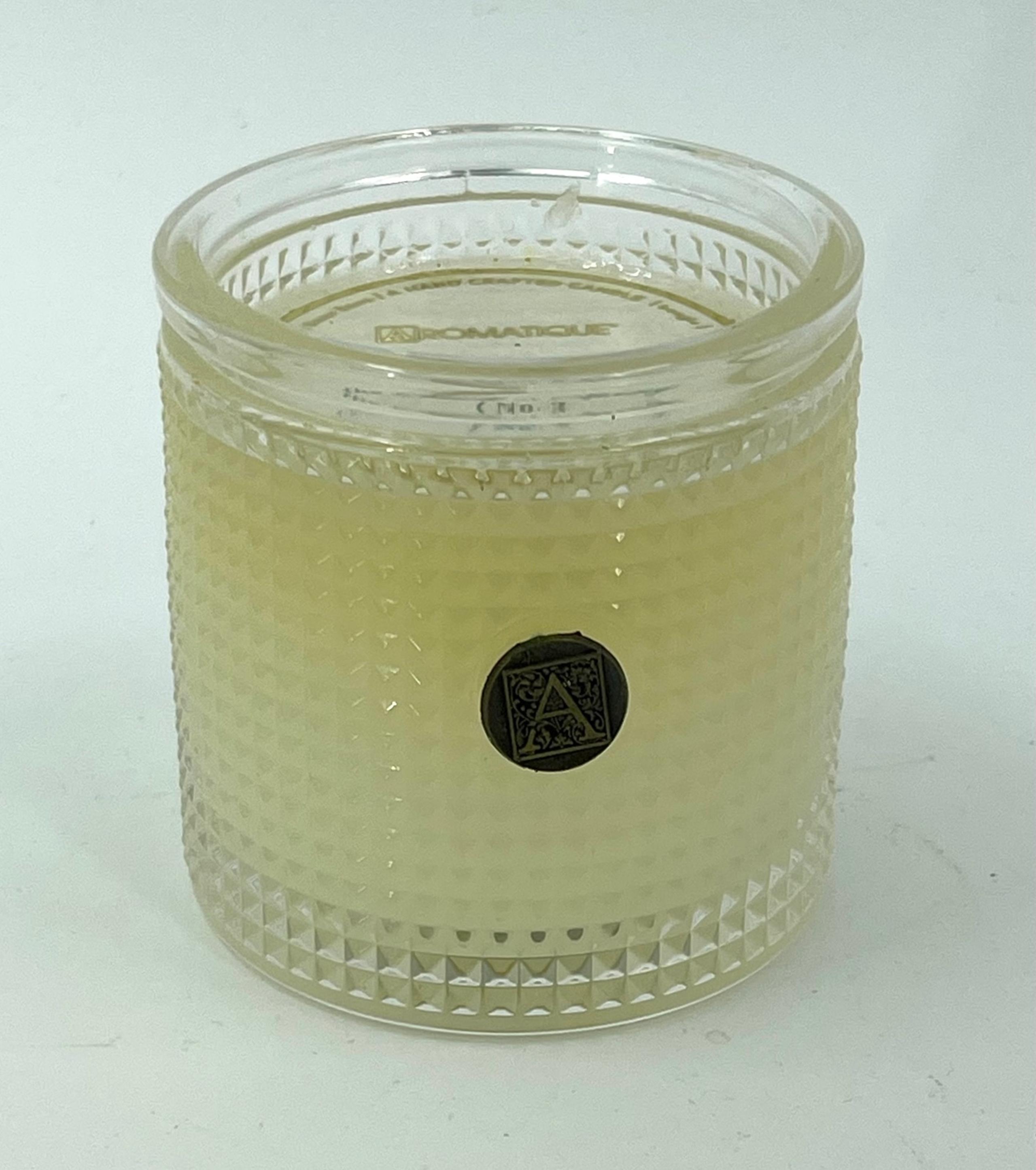 Aromatique The Smell of Spring Textured Glass 5.5 oz Scented Jar Candle NWT