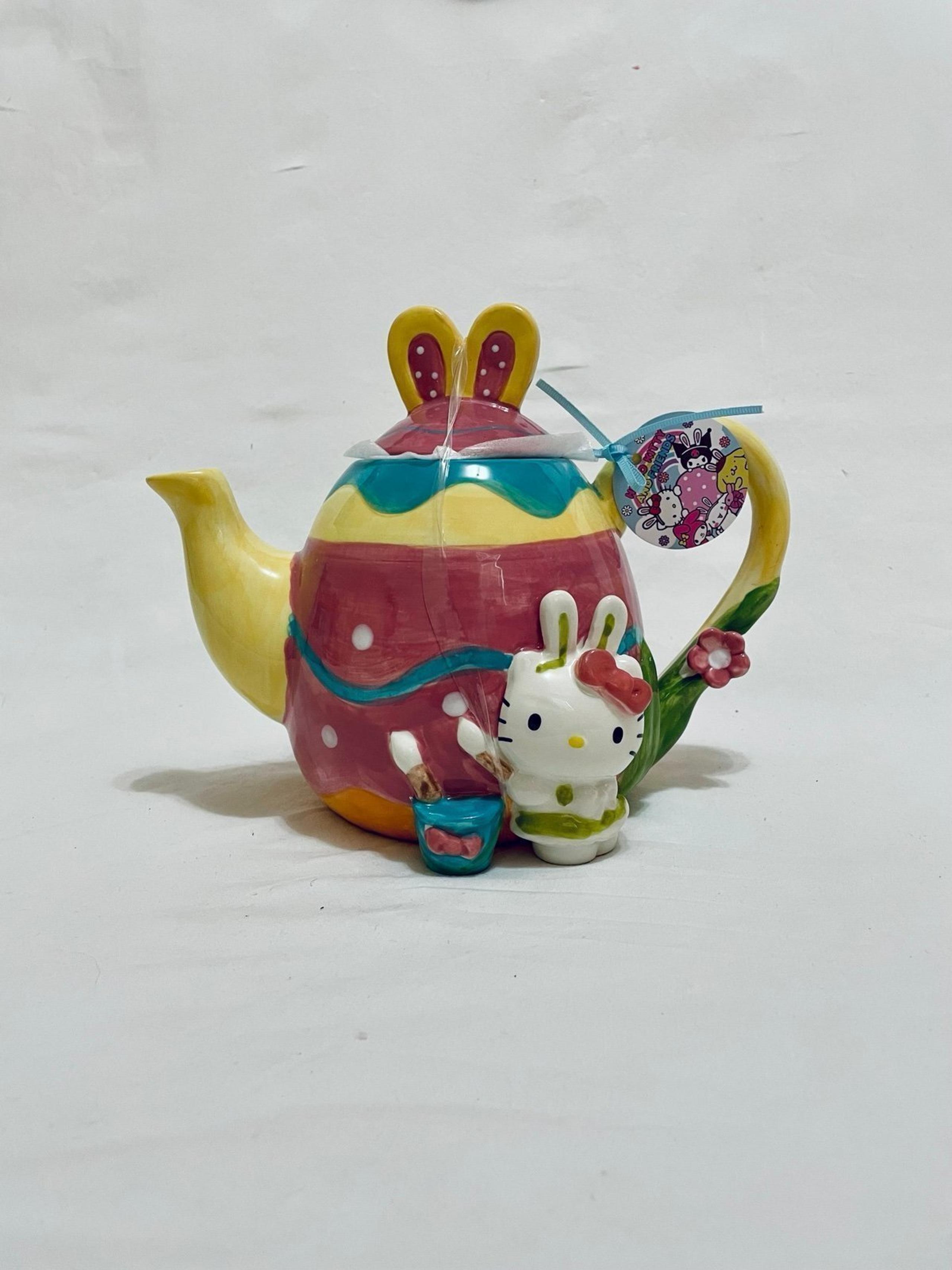 Hello Kitty Easter Teapot