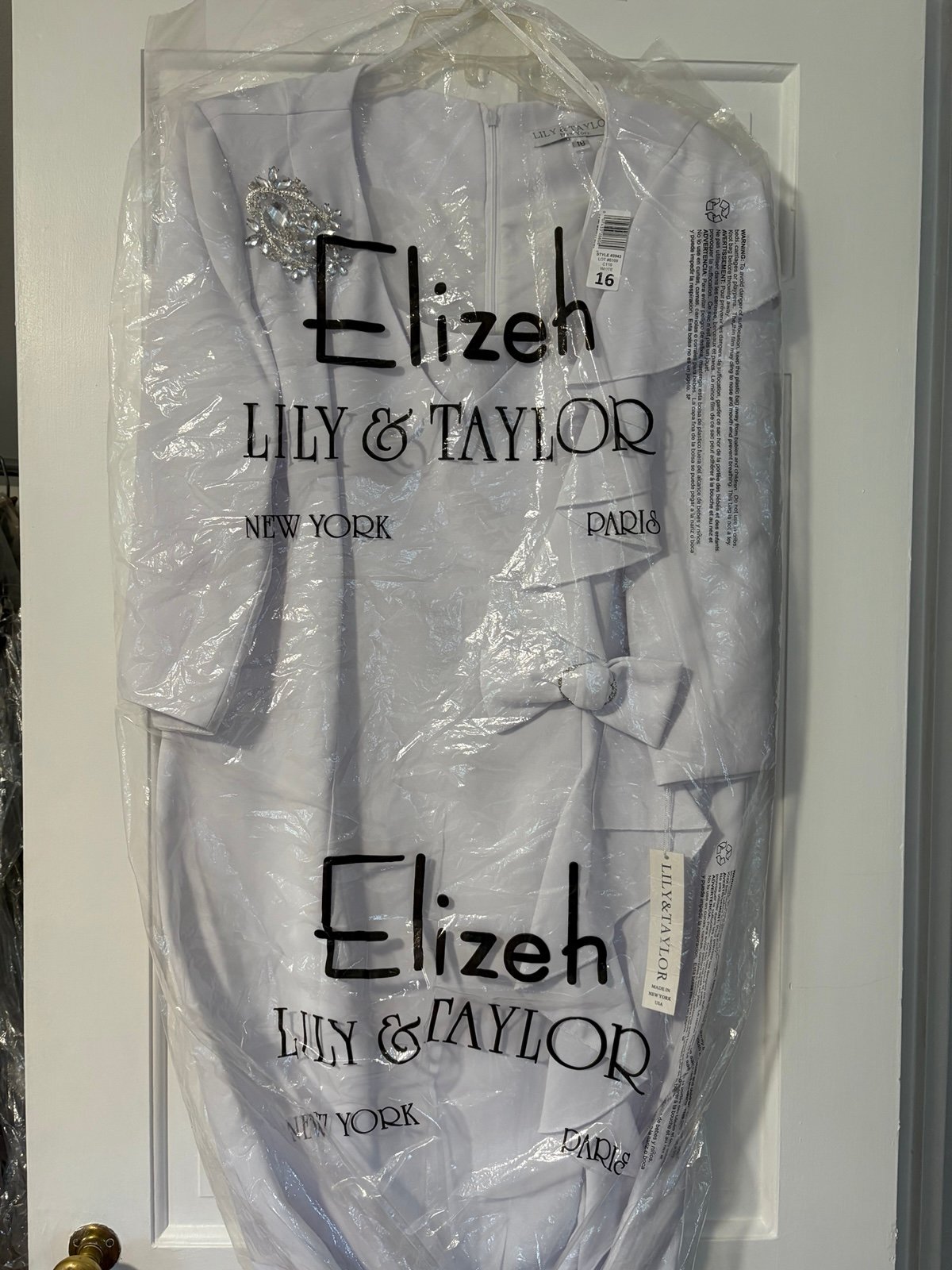 Lily & Taylor Designer White Dress Size 16