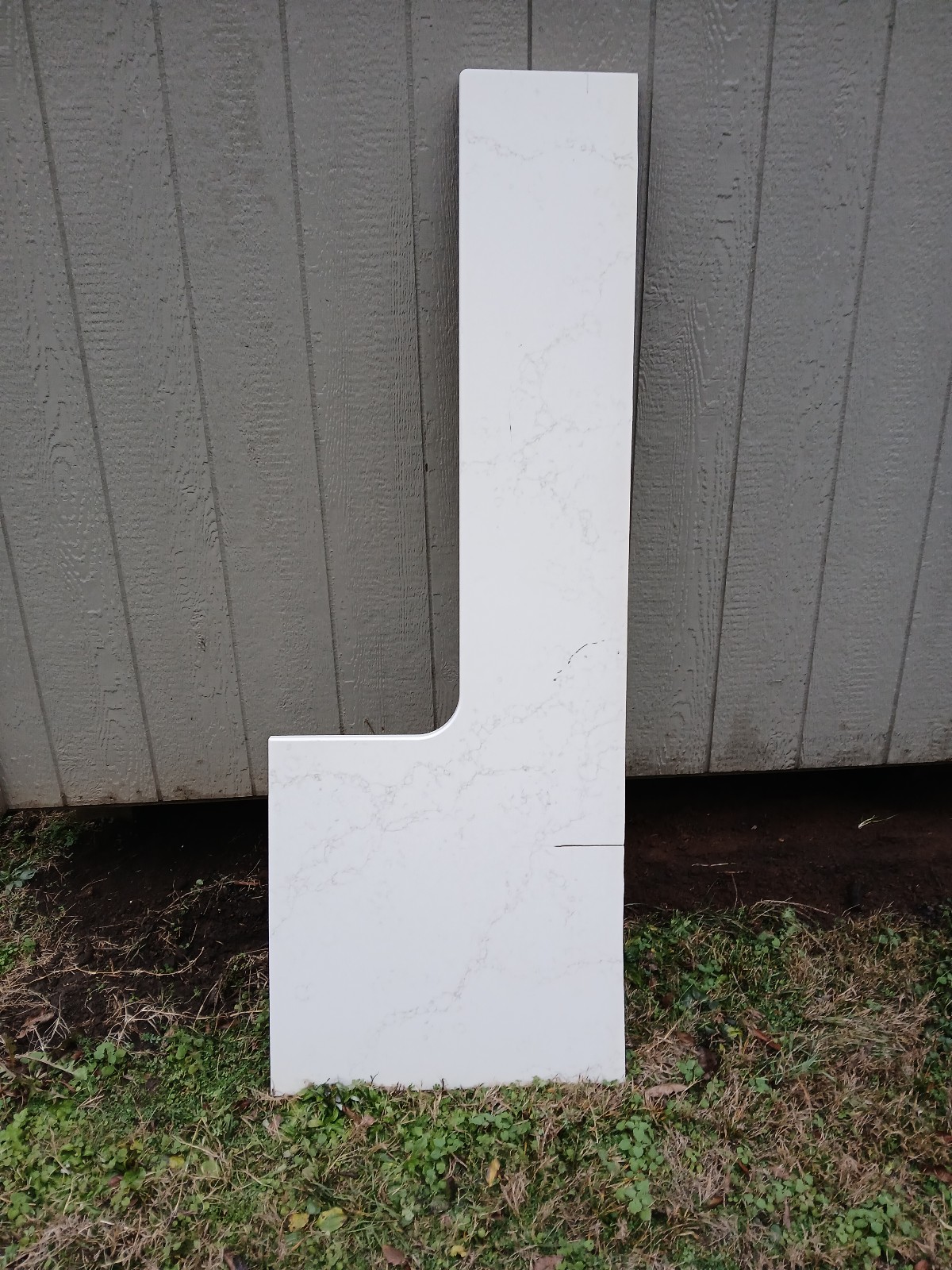 Remnants 3cm white quarts counter top