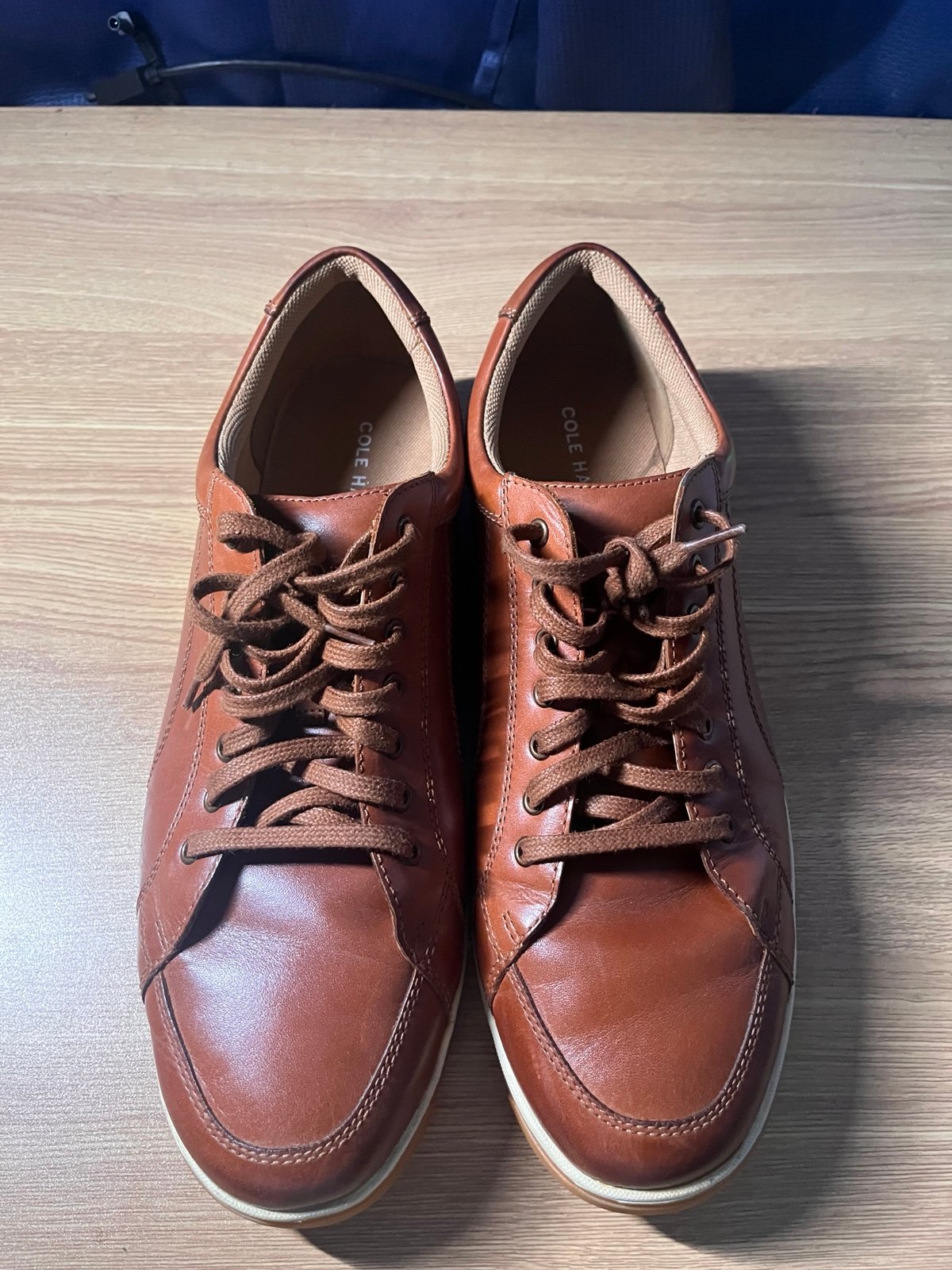 Dress shoes