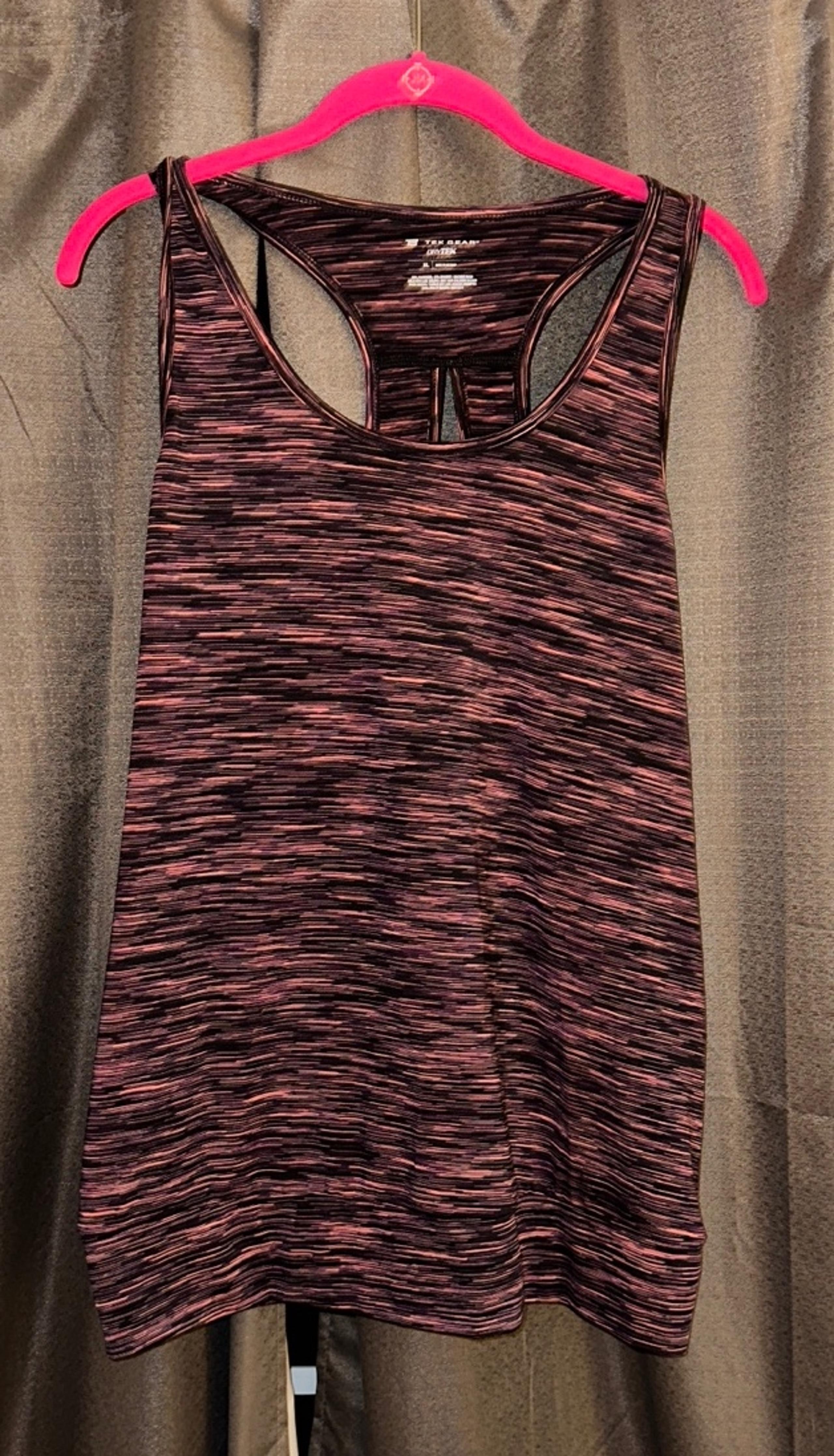 Tek Gear women’s athletic tank top