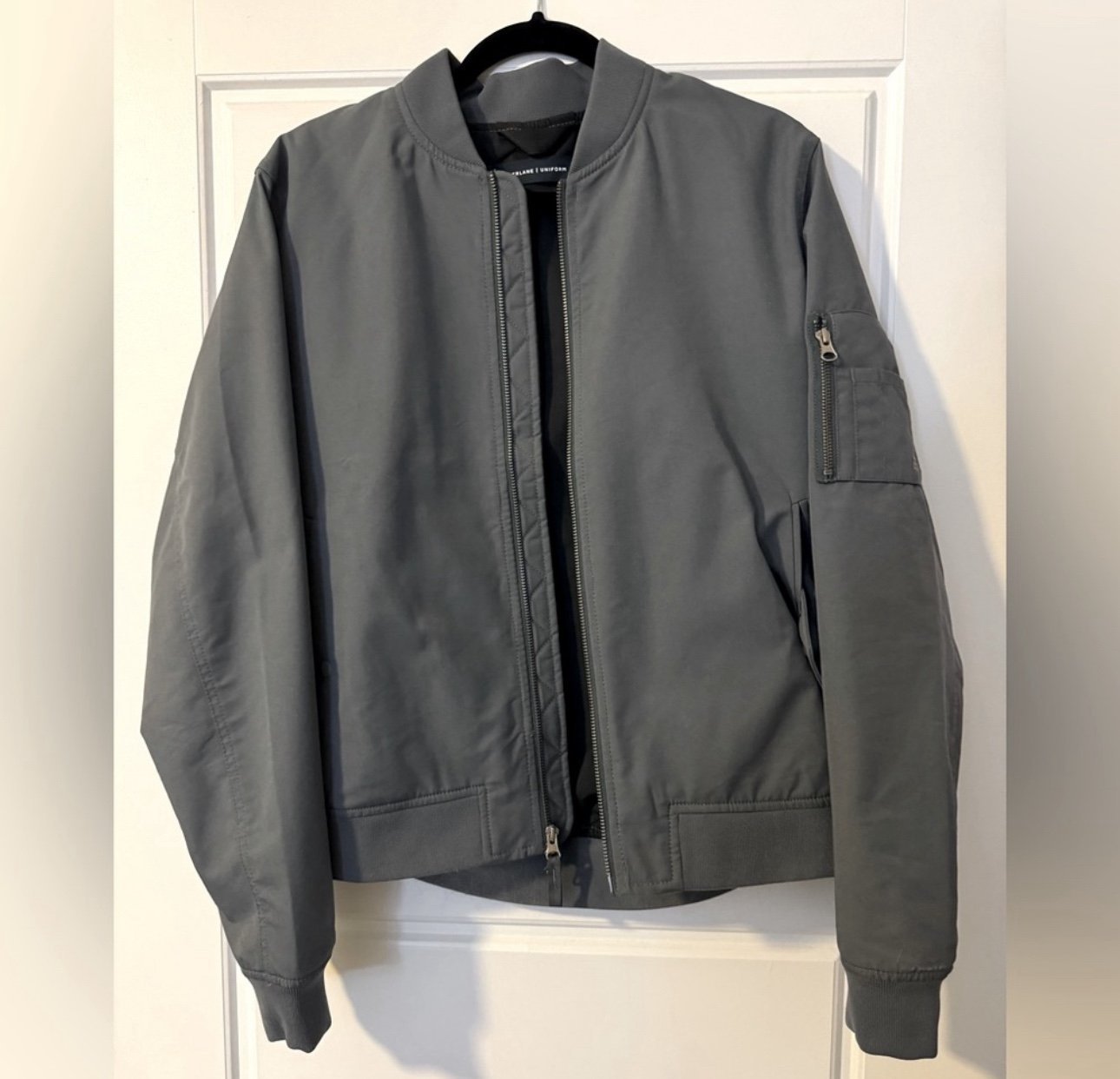 Everlane The Bomber Jacket | Uniform in Slate (M)