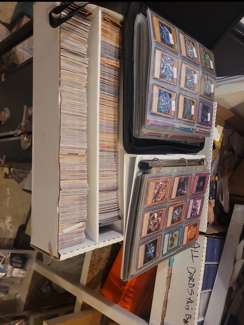 MASSIVE YUGIOH LOT RARE COLLECTION