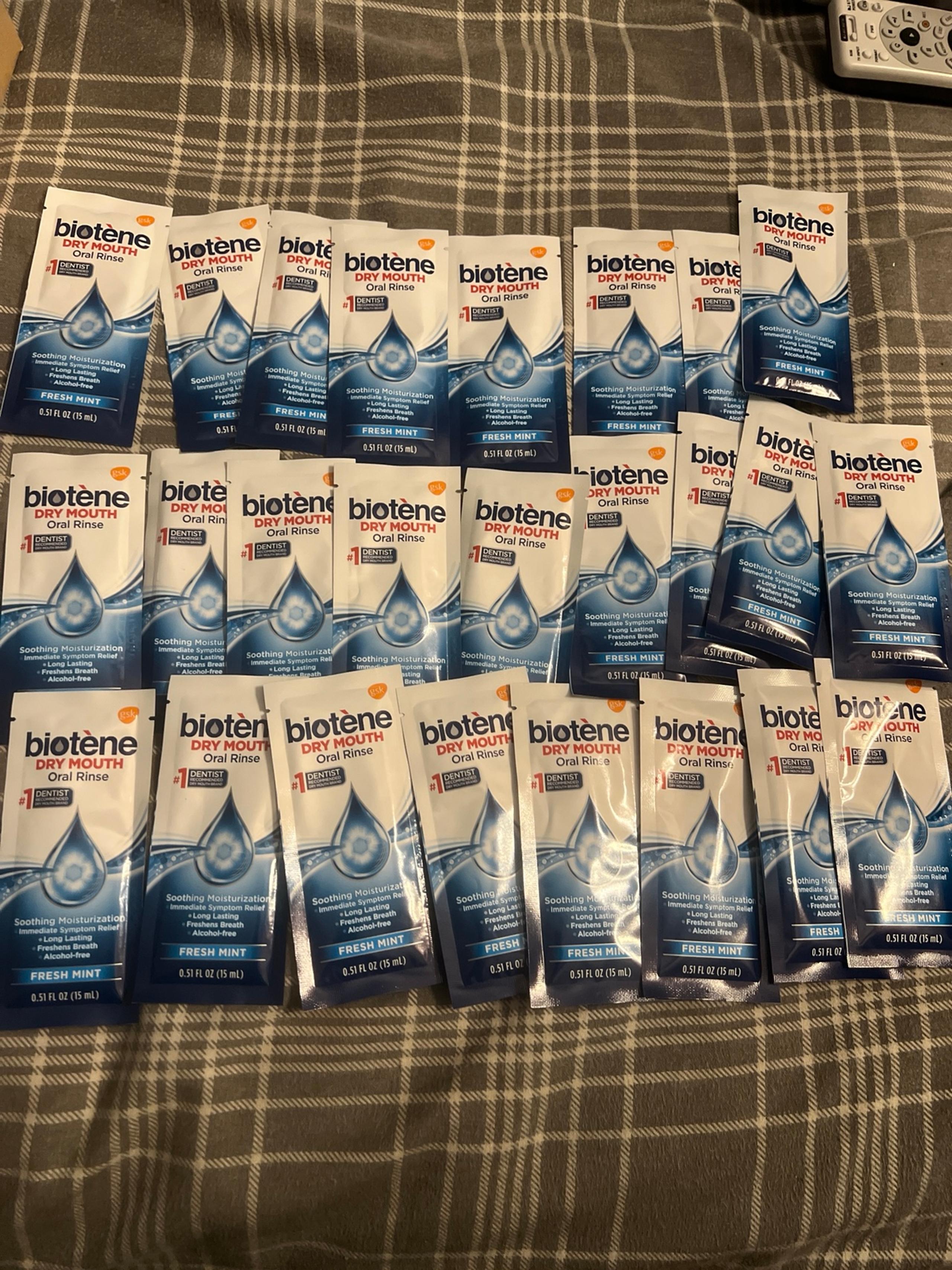 Biotene Dry Mouth Oral Rinse Lot of 25