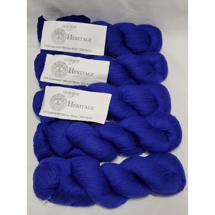 Soft Blue yarn for hot Shawl Cascade Heritage Superwash Merino Wool 5 in Sapphire