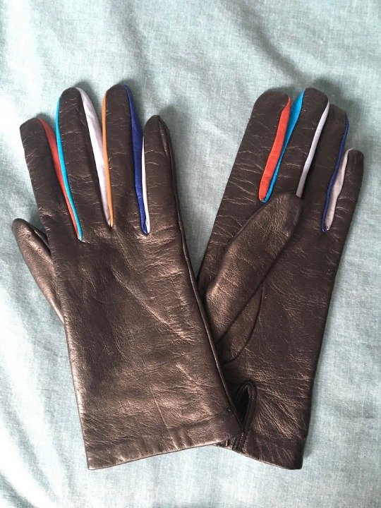 Gorgeous Black Leather Gloves w/ Accents