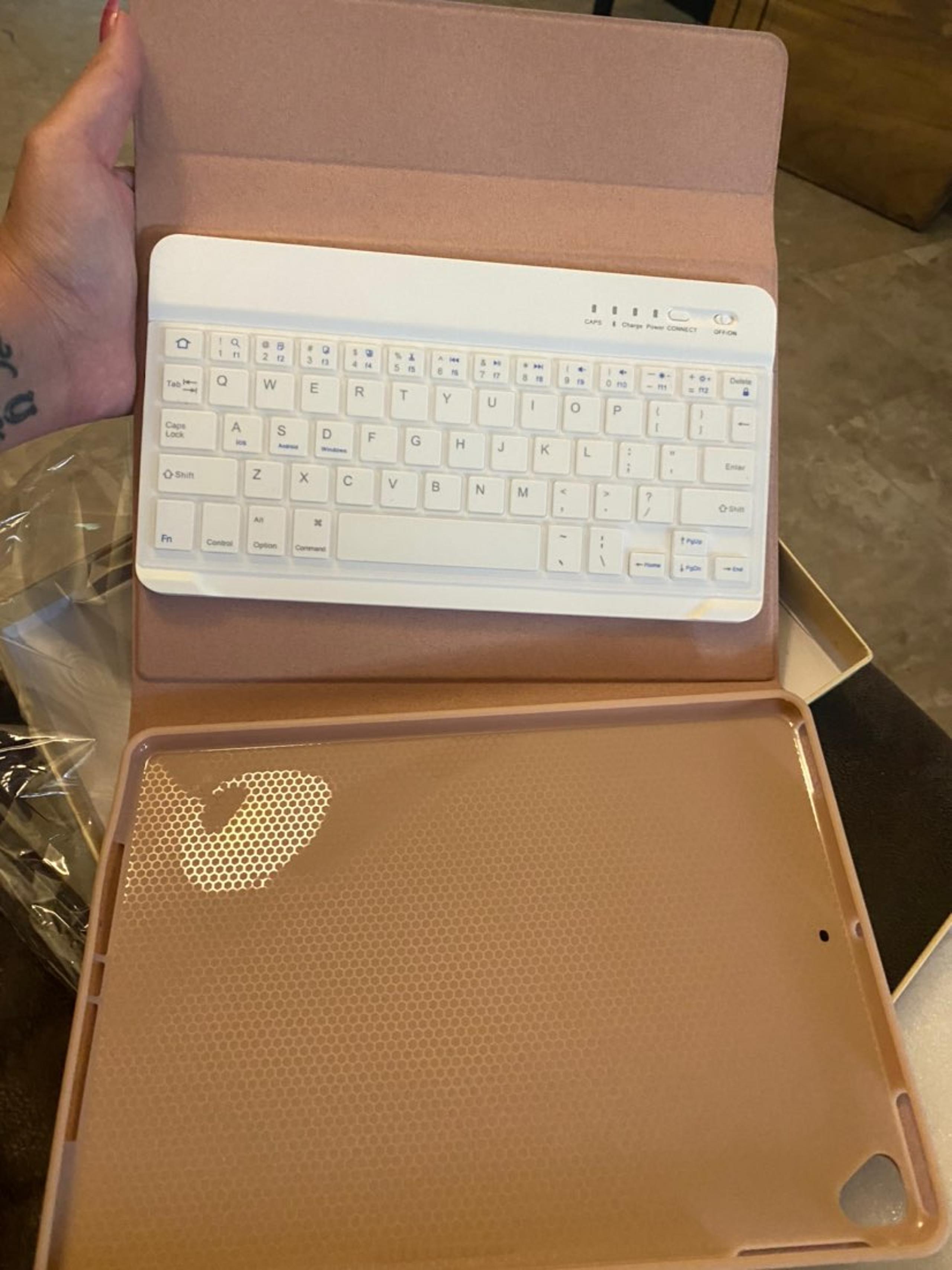 Pink NEW tablet keyboard w case