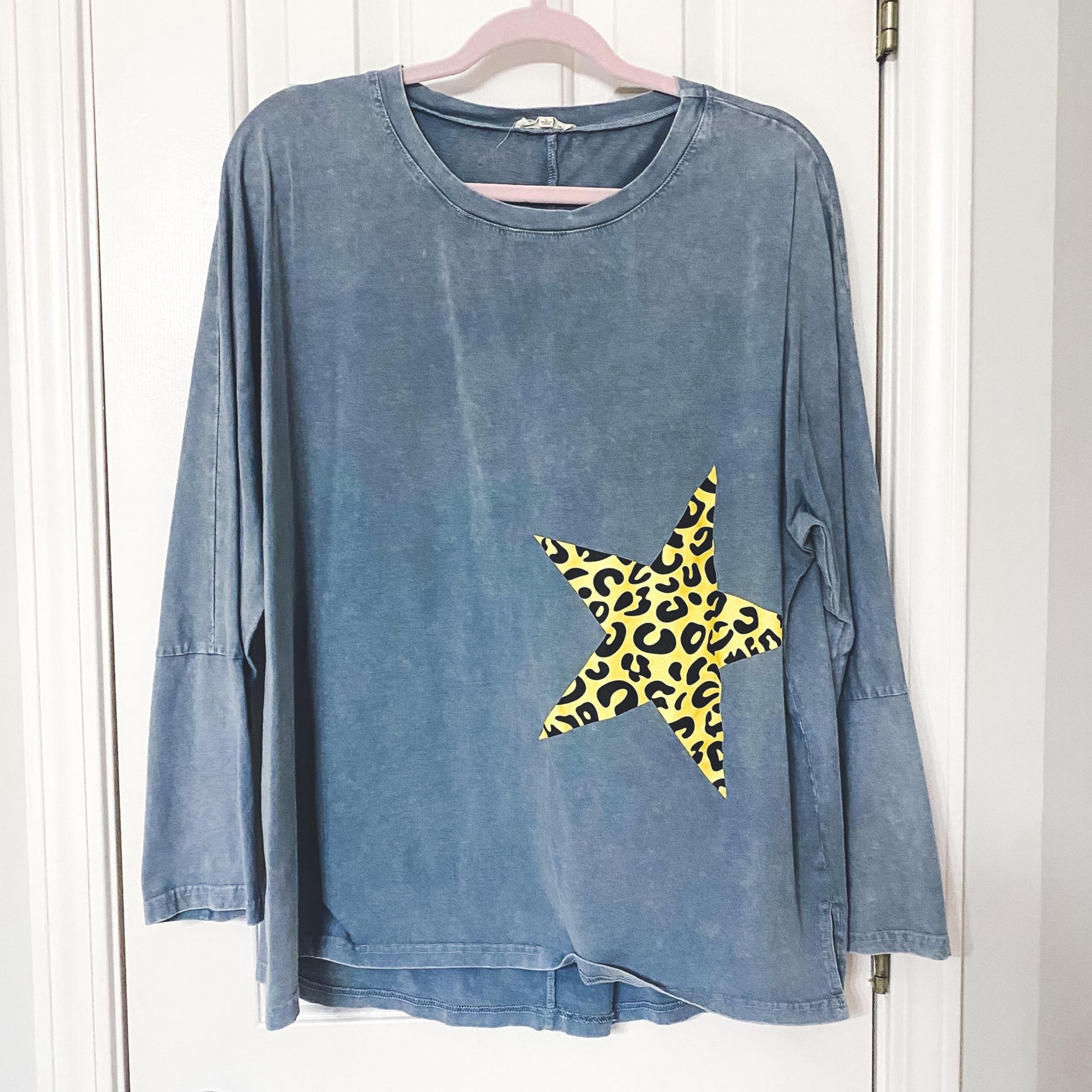 EASEL • Boutique Gray + Leopard Animal Print Star Top
