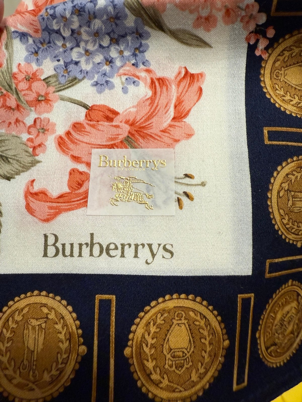Luxury Burberry Men’s Handkerchief