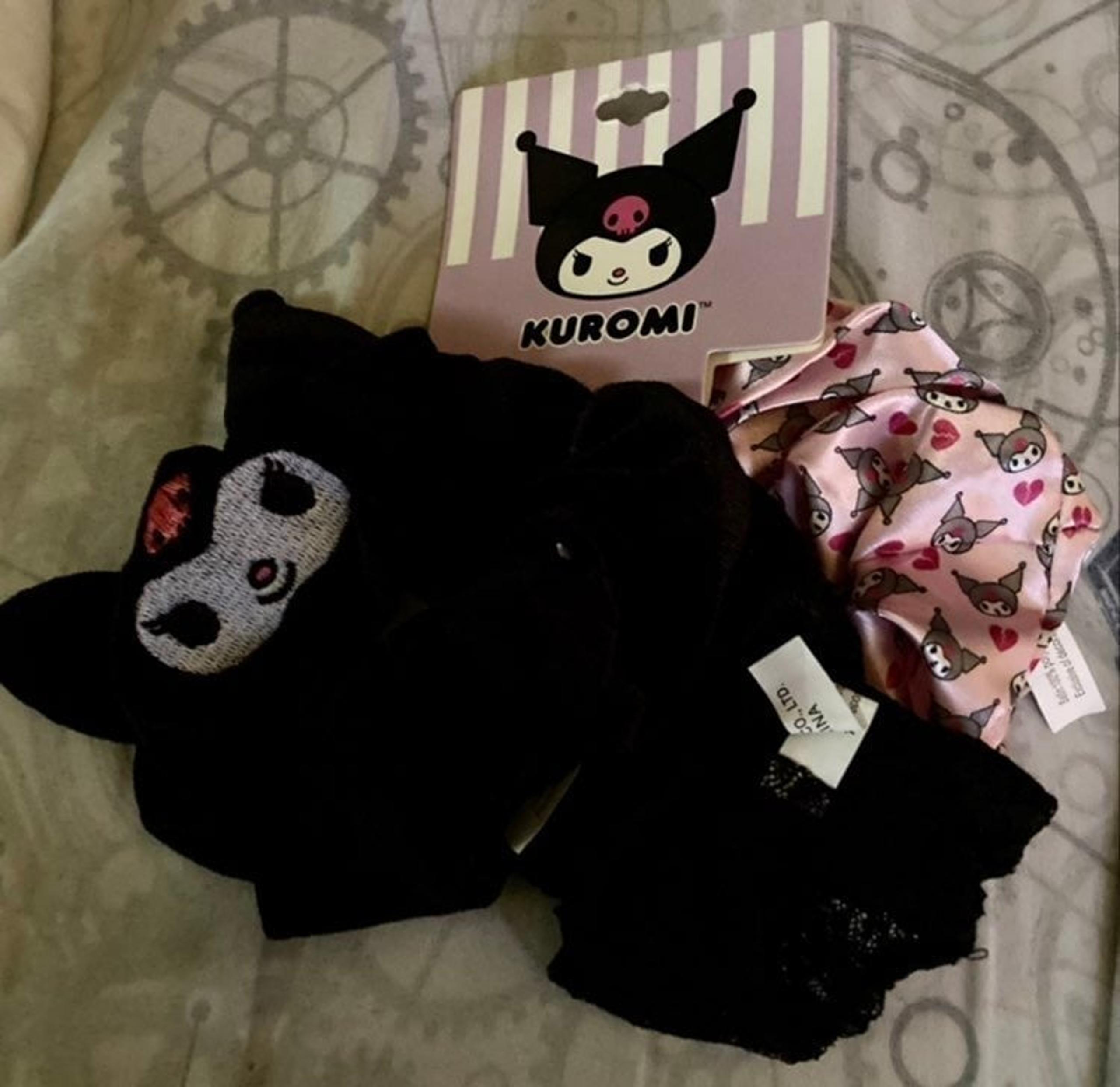 +Sanrio Kuromi Plush Scrunchies