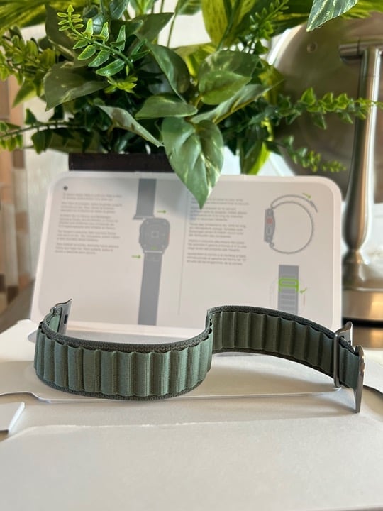 Apple 49mm Medium Green Alpine Loop Watch Band designed for Apple Watch Ultra