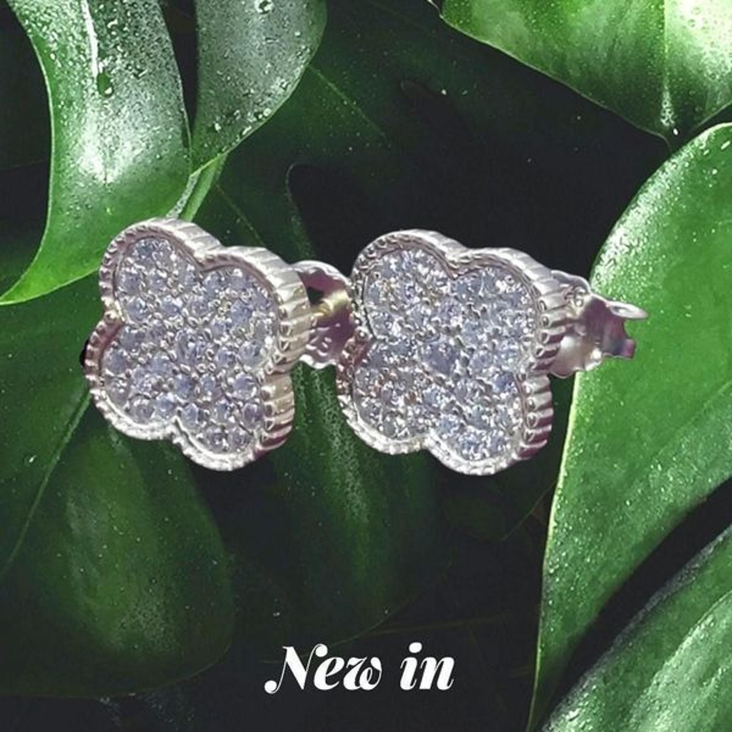 S925 Yellow Gold Finish Clover Earrings