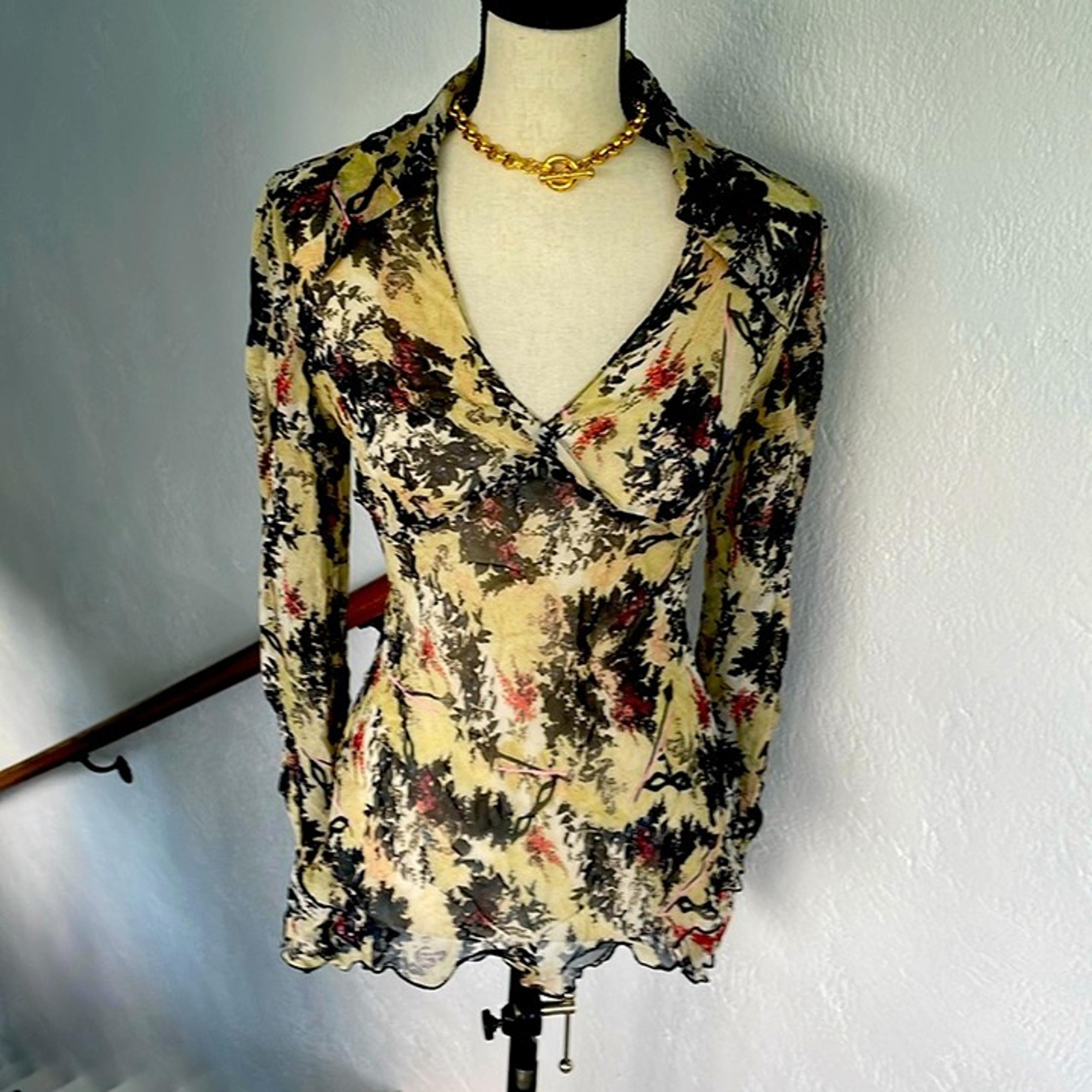 Diane von Furstenberg  Vintage Silk Faux Wrap Floral Flutter long sleeve Size 10