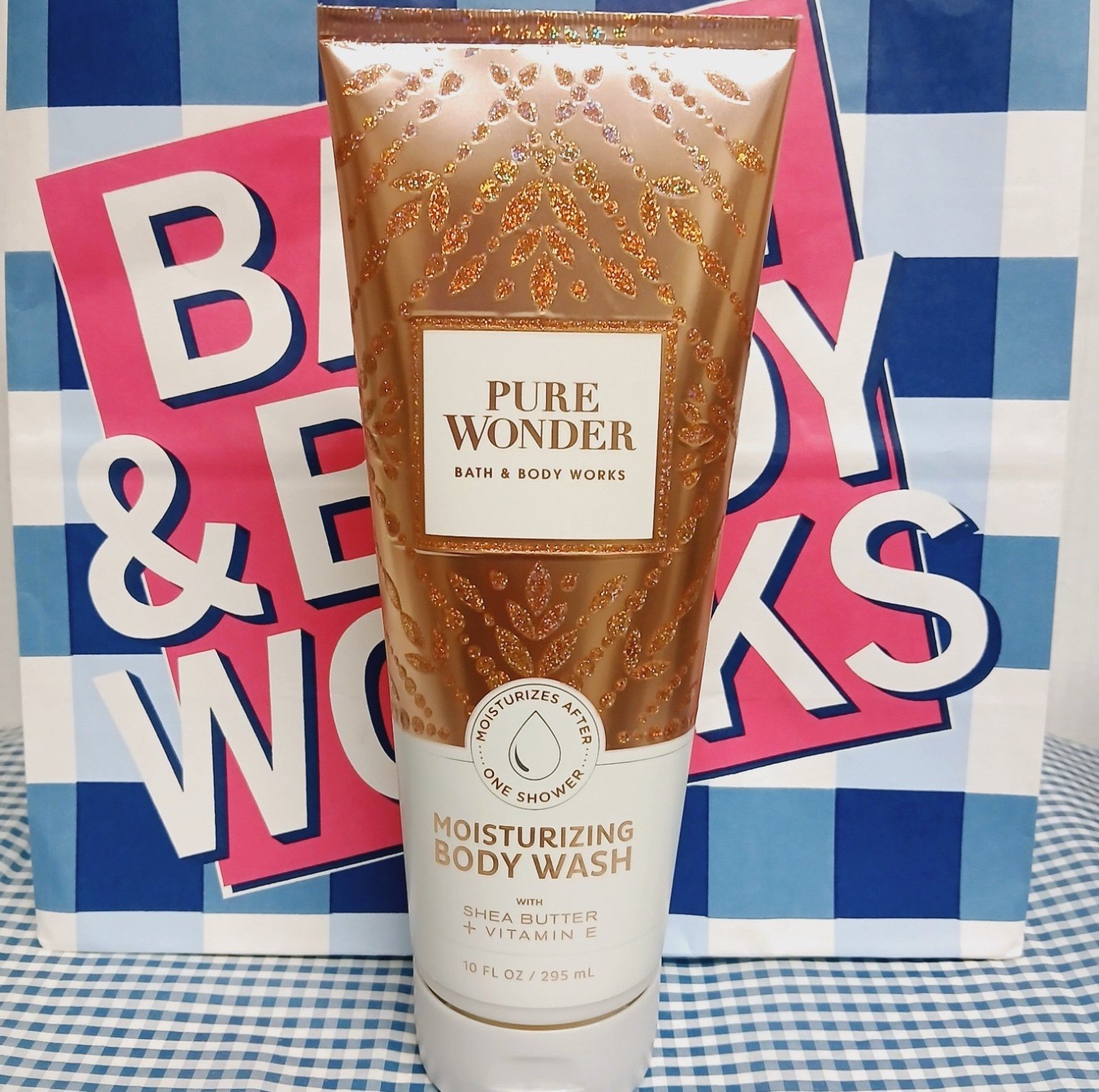 Pure Wonder body wash bath and body works