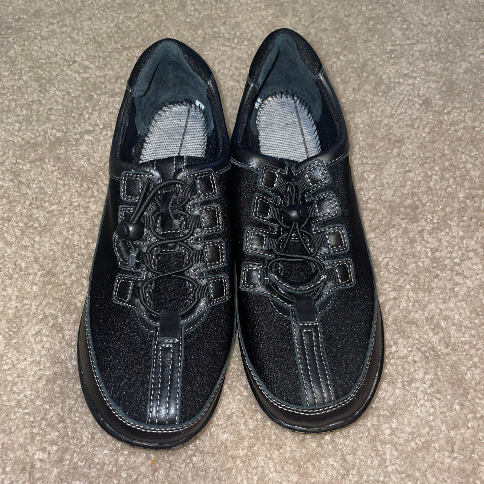 Aetrex Crystal Bungee Oxford (Women) - Blackberry Size 10 READ DESCRIPTION!!