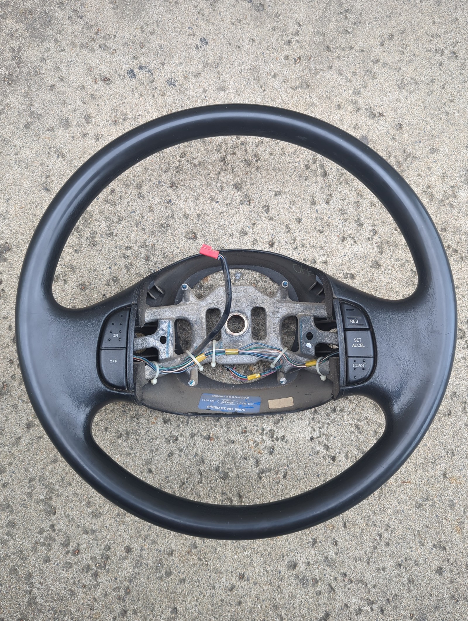 1997-2004 Ford F-150 F-250 F-350 OEM used Rubber Steering wheel XLT XL