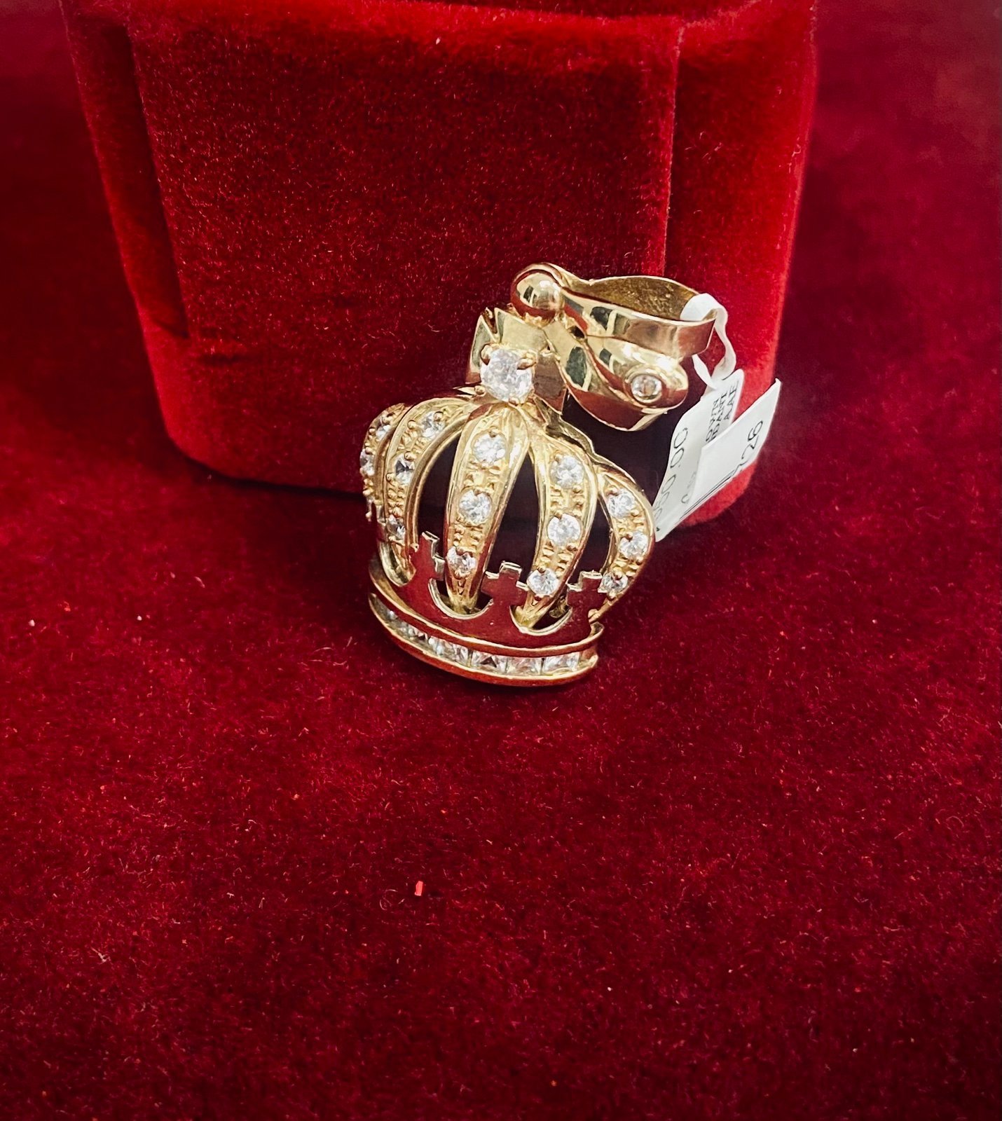 10k Crown Pendant