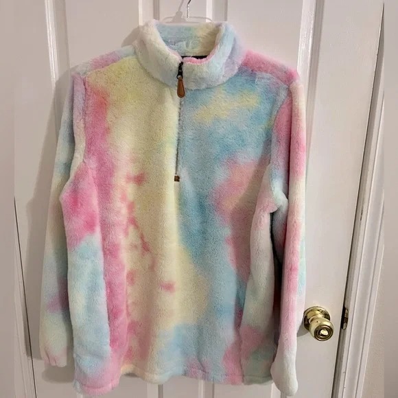 Women’s medium jacket.