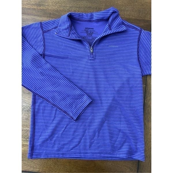 PATAGONIA - girls purple stripped quarter zip - size M