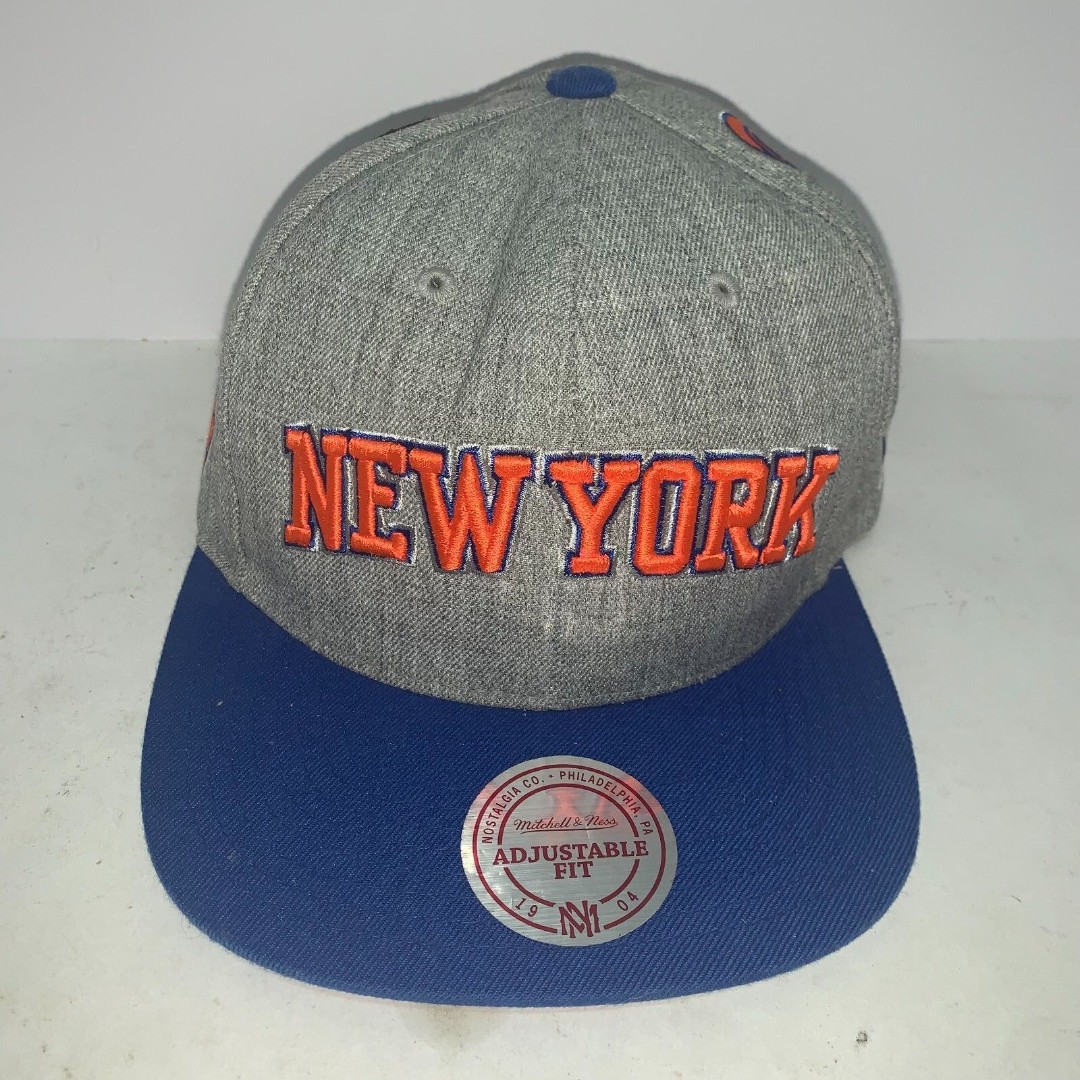 New York Knicks Mitchell & Ness Snapback Adjustable NBA Hat Cap