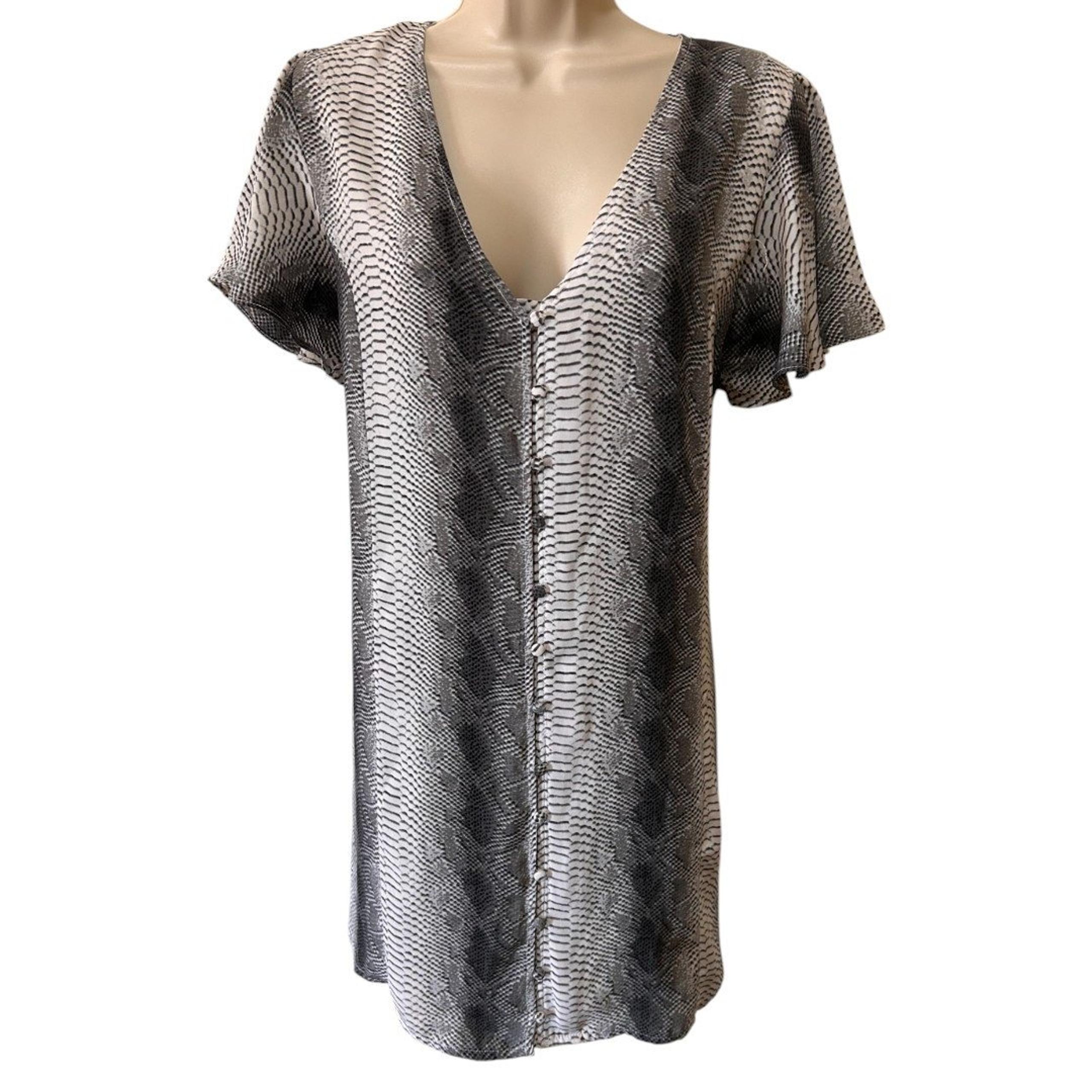 Buddy Love Mini Dress Snakeskin Print V-Neck Short Sleeve Casual Medium