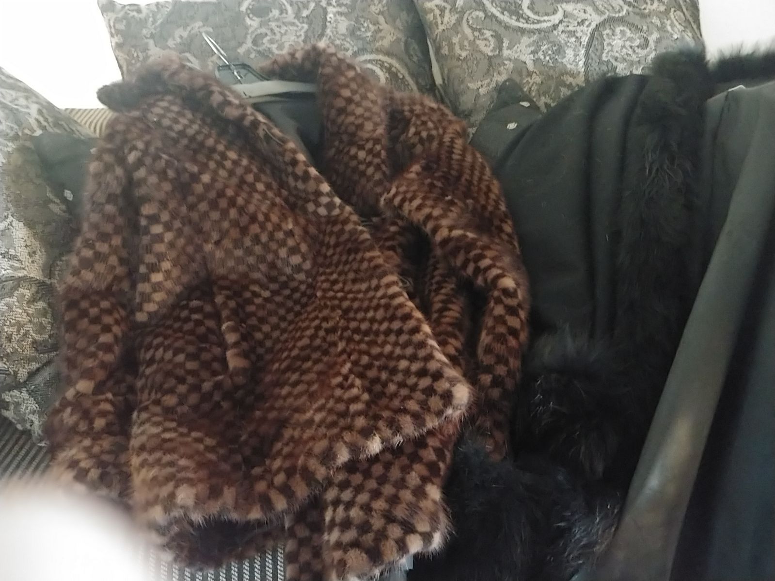 fur coat