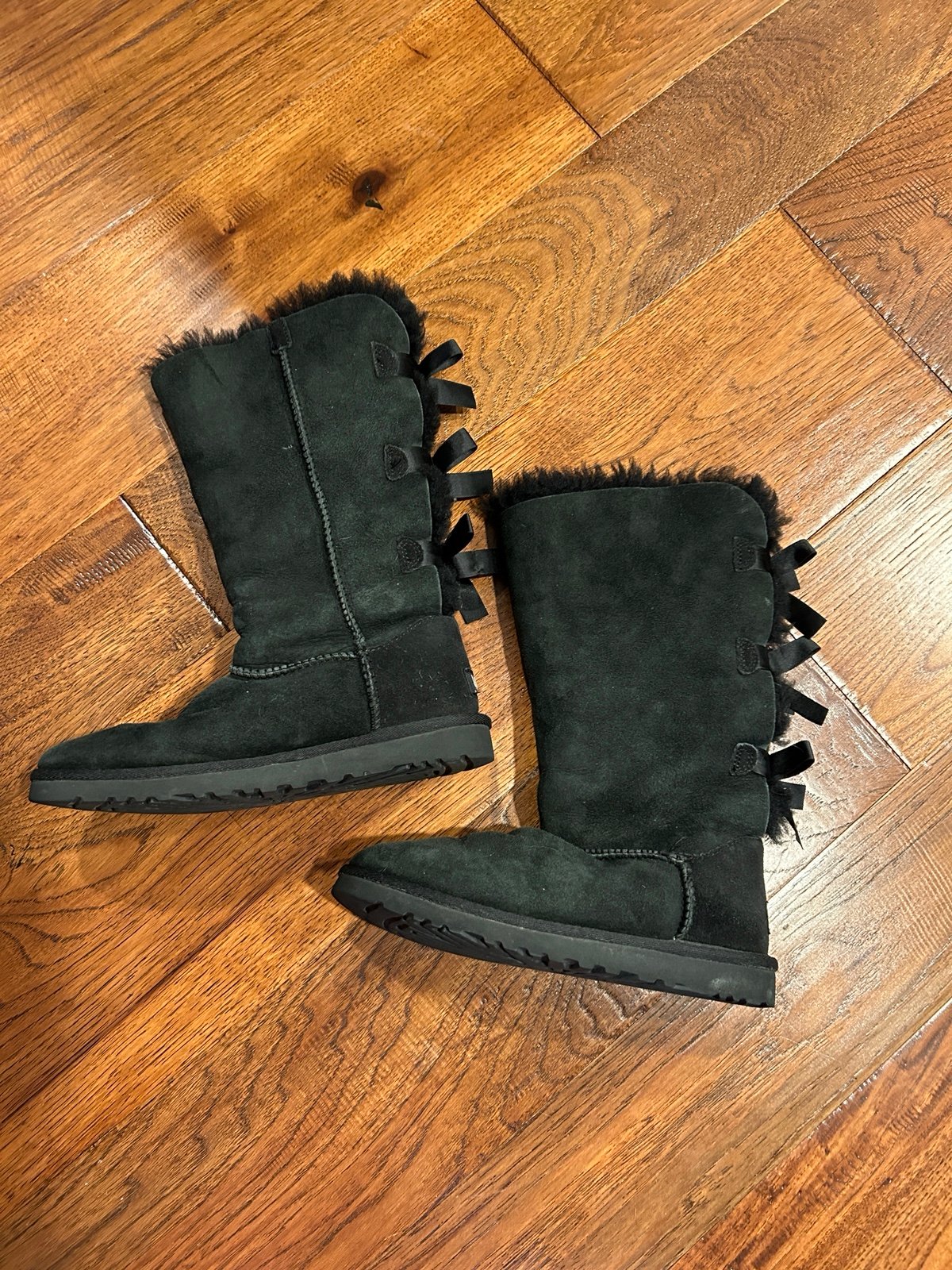 Ugg Australia Women’s Bailey Bow Black Winter Boots - Size 5 - S/N 1007308