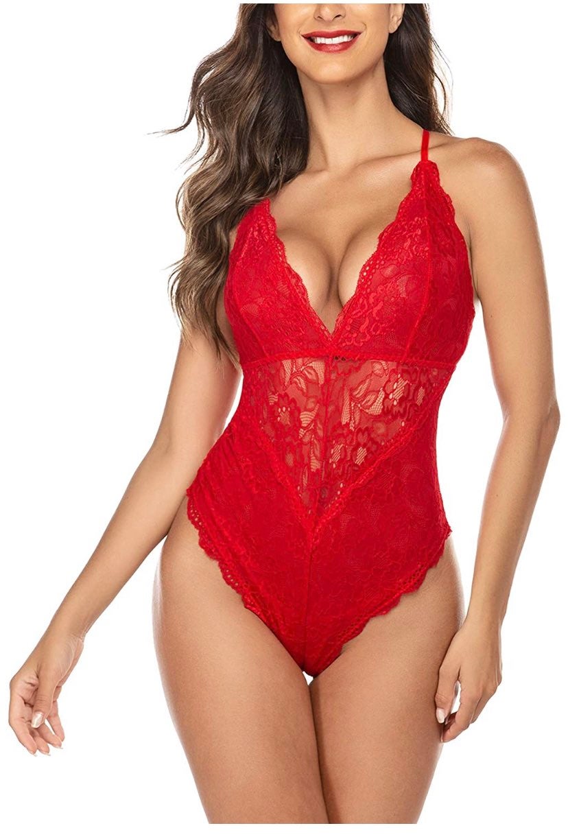 lace scalloped lingerie