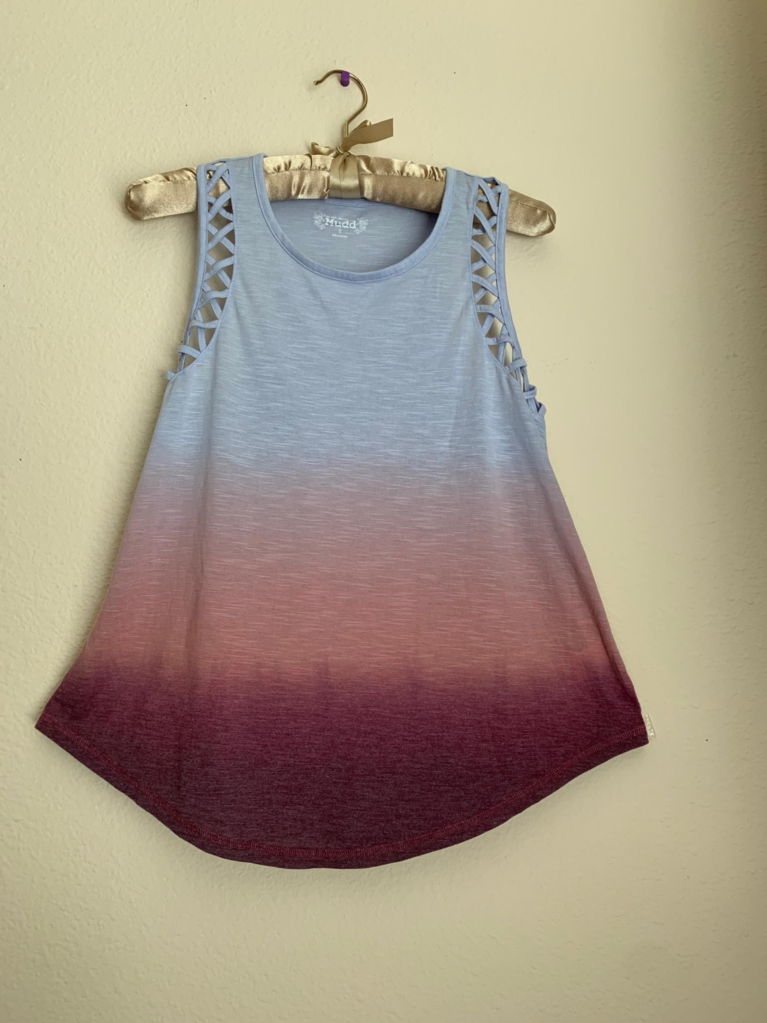 Women’s Mudd Scoop Neck Sleeveless Tank Top Size Small New With Tag