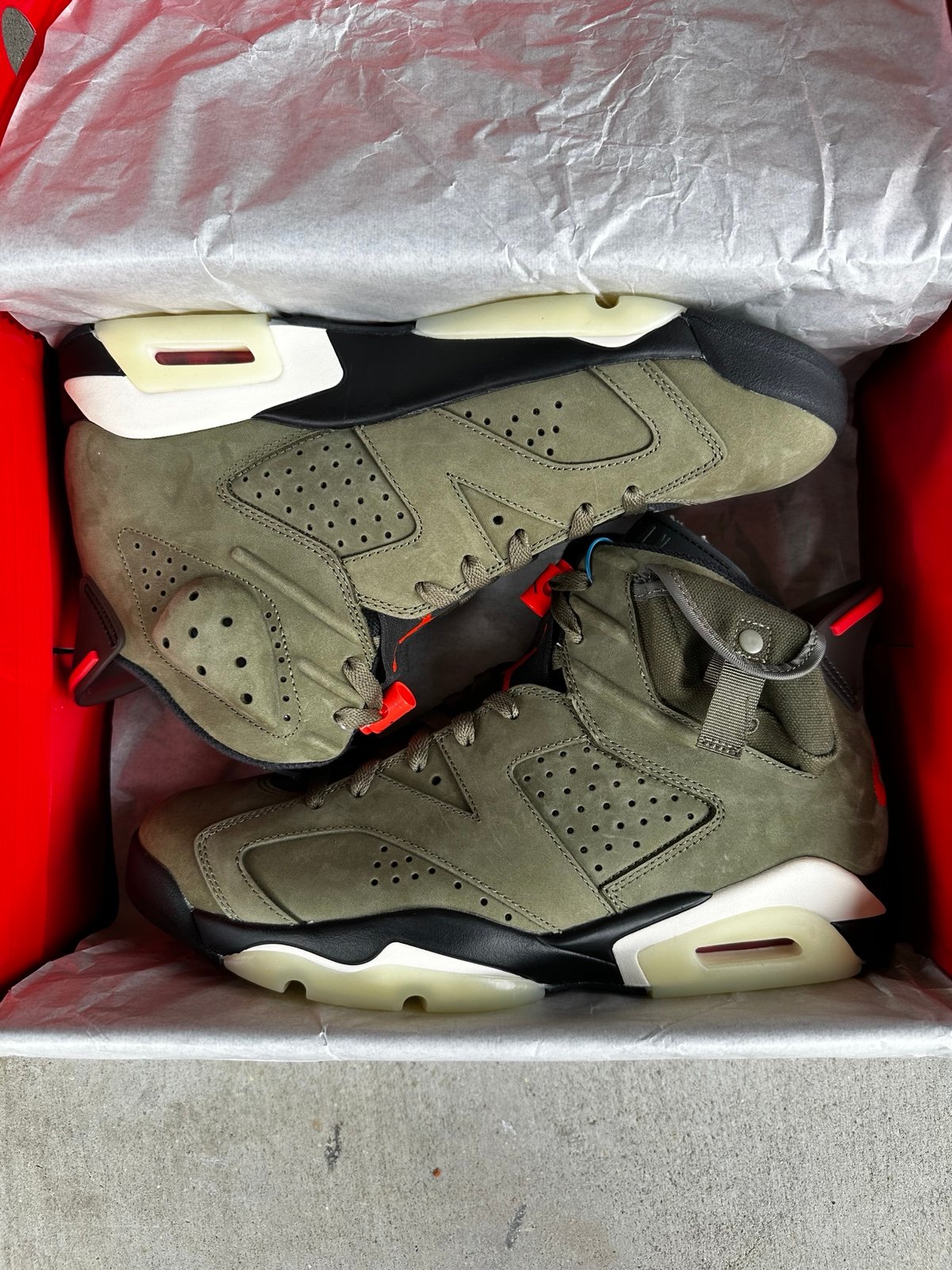 new travis scott x air jordan 6 retro “olive green” men’s size 10.5