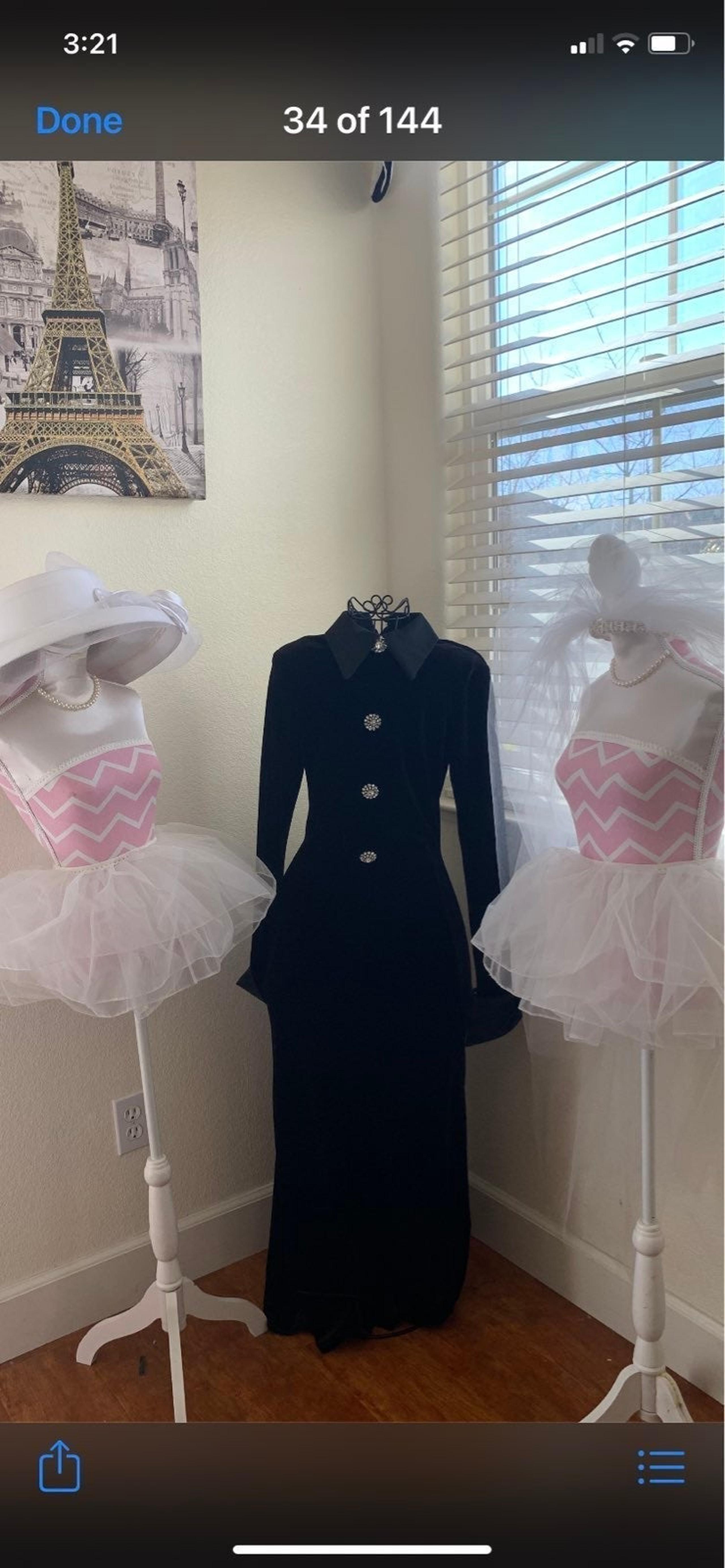Vintage Classic Cache Couture Dress
