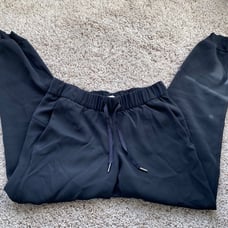Size 6 lululemon pants