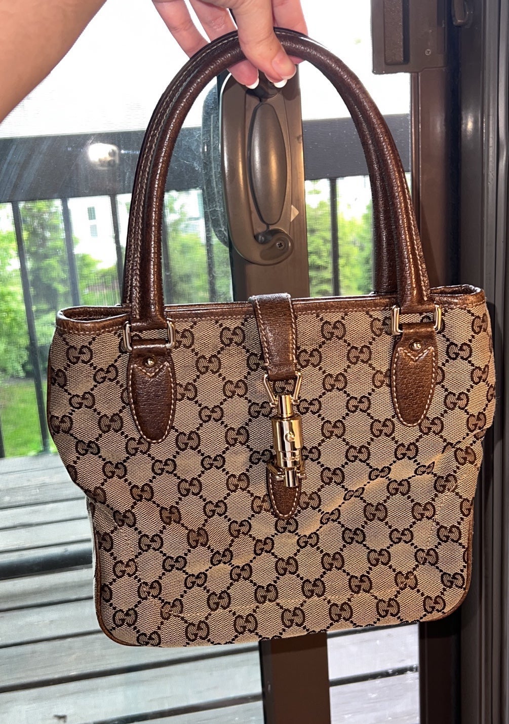 Gucci Jackie Mini Piston Lock bag