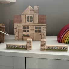 Everwood Friends Springtime Country Cottage Wood Block Set 26pc, Wooden Blocks
