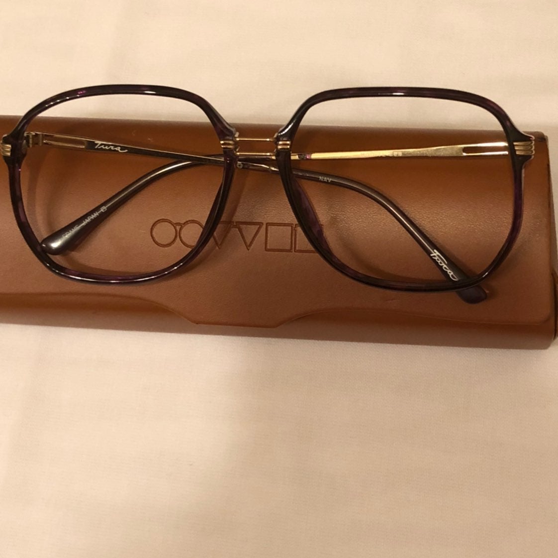 1970/80's TURA Mod 425 Eyeglasses Frames Black & Gold 60-13