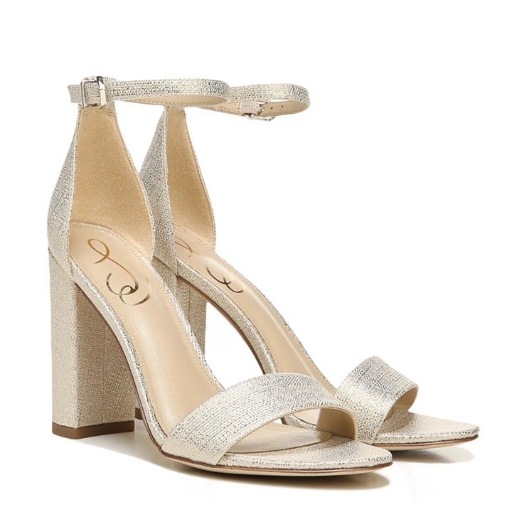 Sam Edelman Yaro Ankle Strap Sandal in Light Gold Size 9