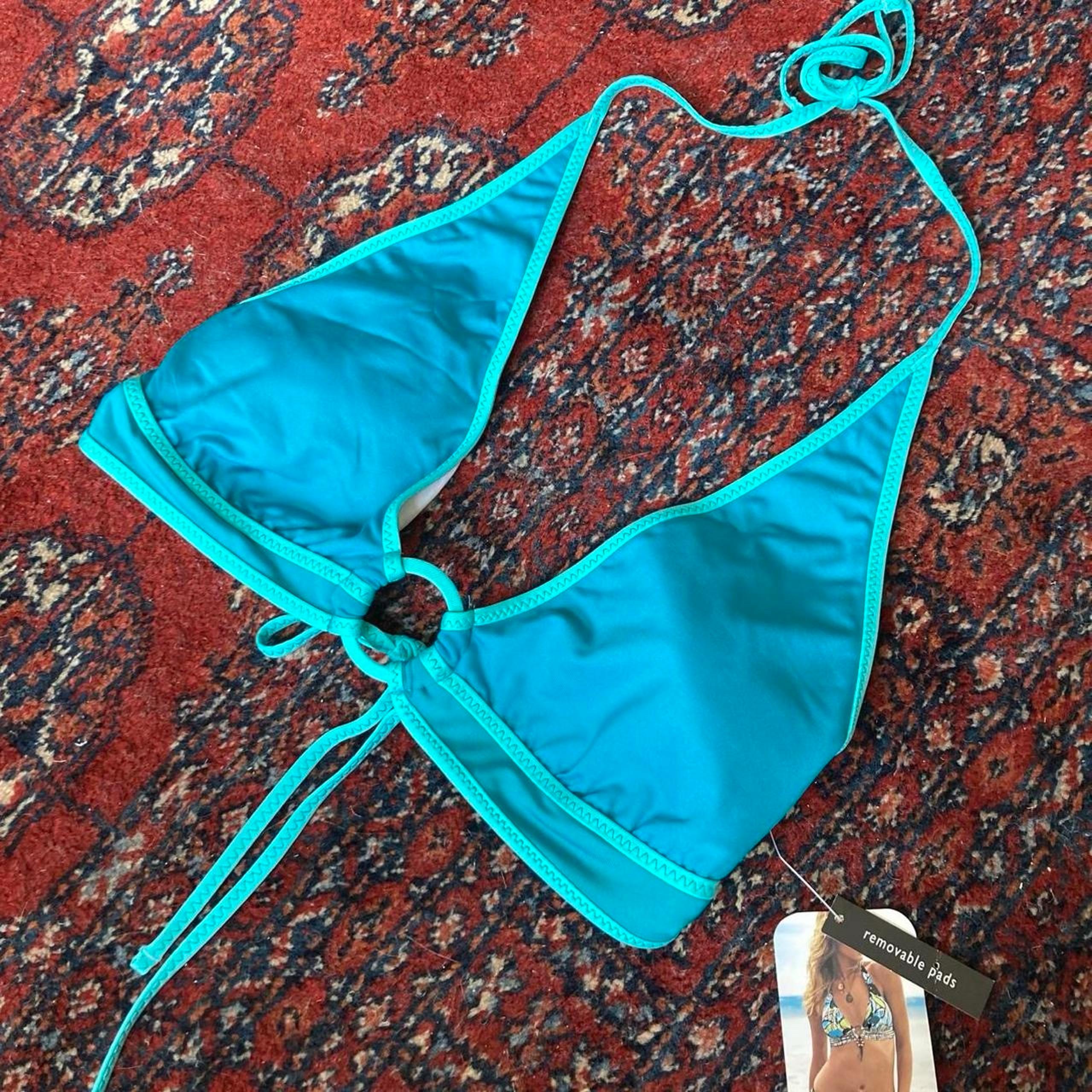 Mossimo Supply Co. Y2K Turquoise Triangle Bikini Top with O-Ring Detail NWT