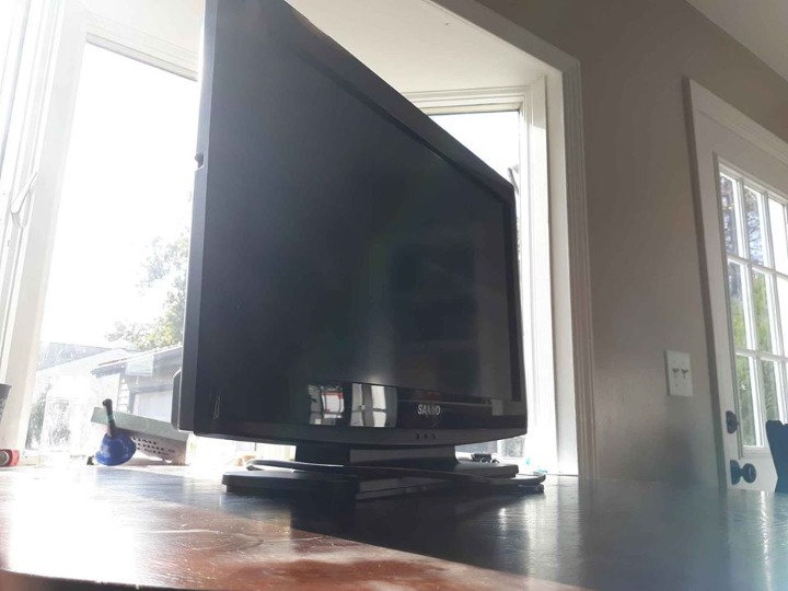 Sanyo TV 33
