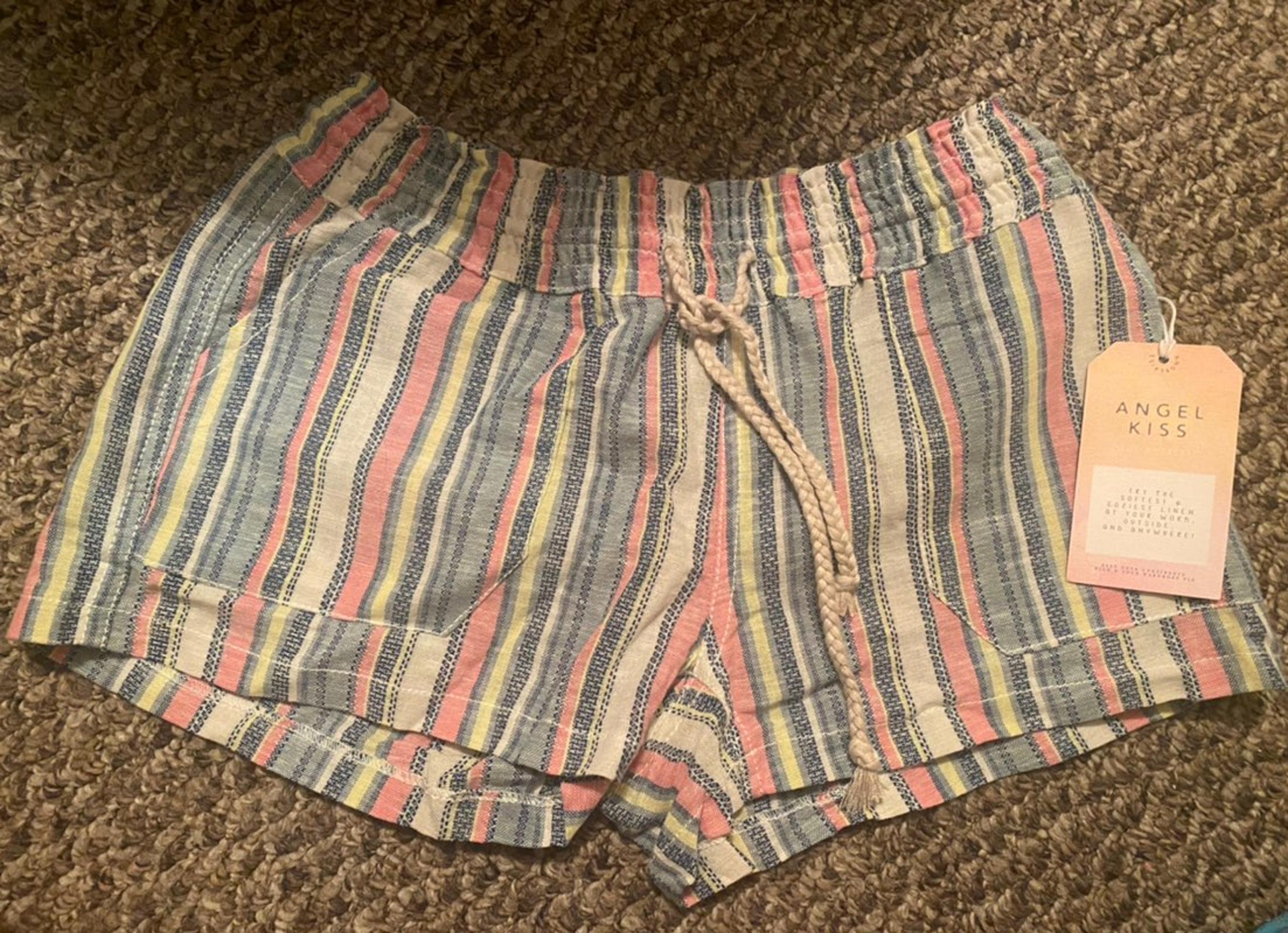 Linen shorts