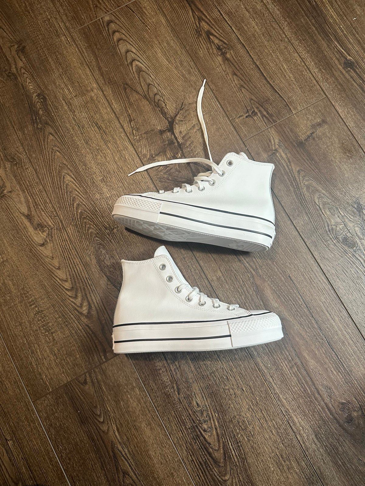 Converse Hightop Platform Leather
