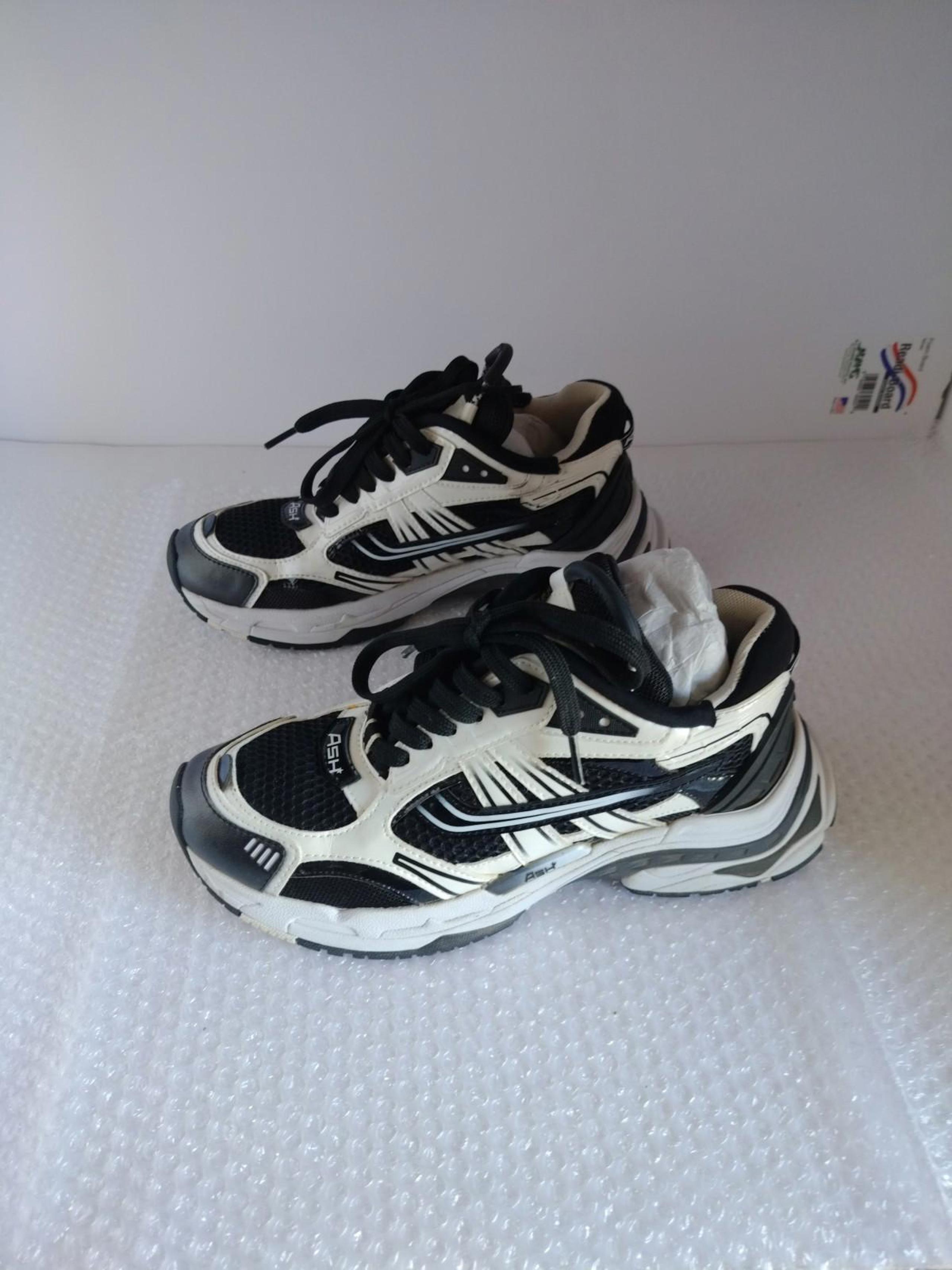 ASH women shoes Race sneaker mix of white leather  black mesh tech fabric Siz.38