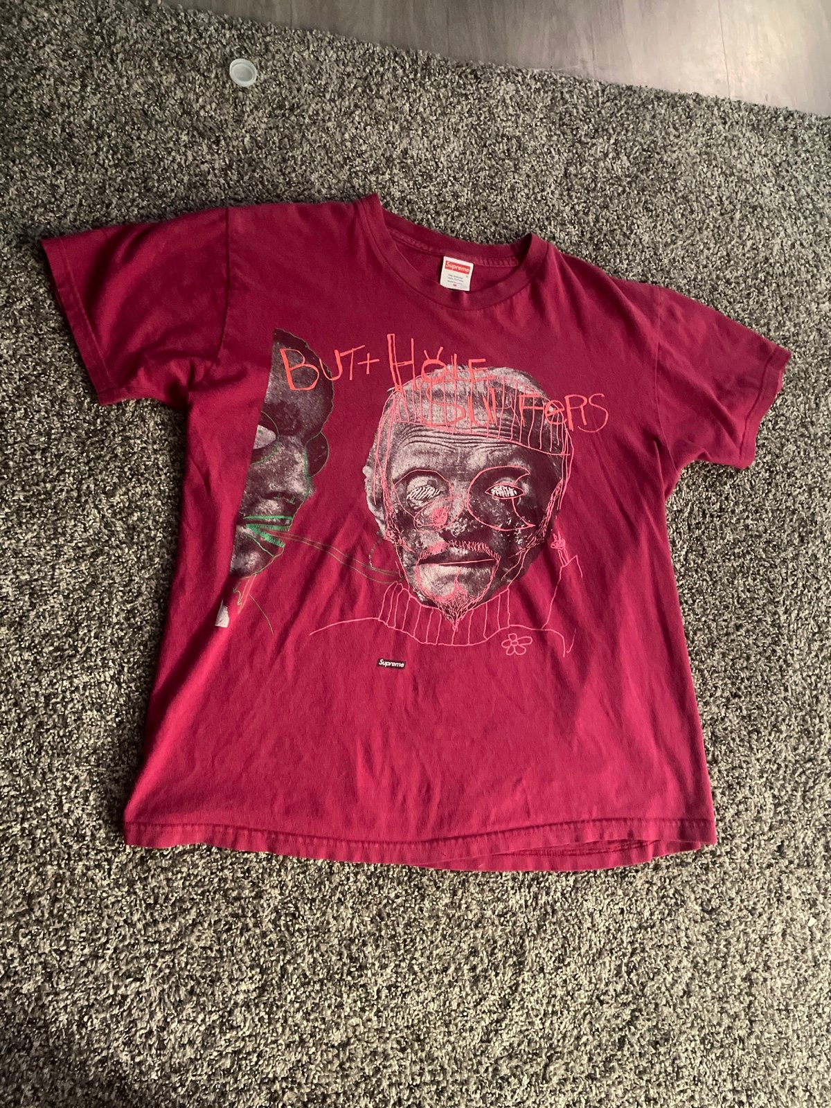 SUPREME SURFERS ROCK BAND TEE SIZE MEDIUM