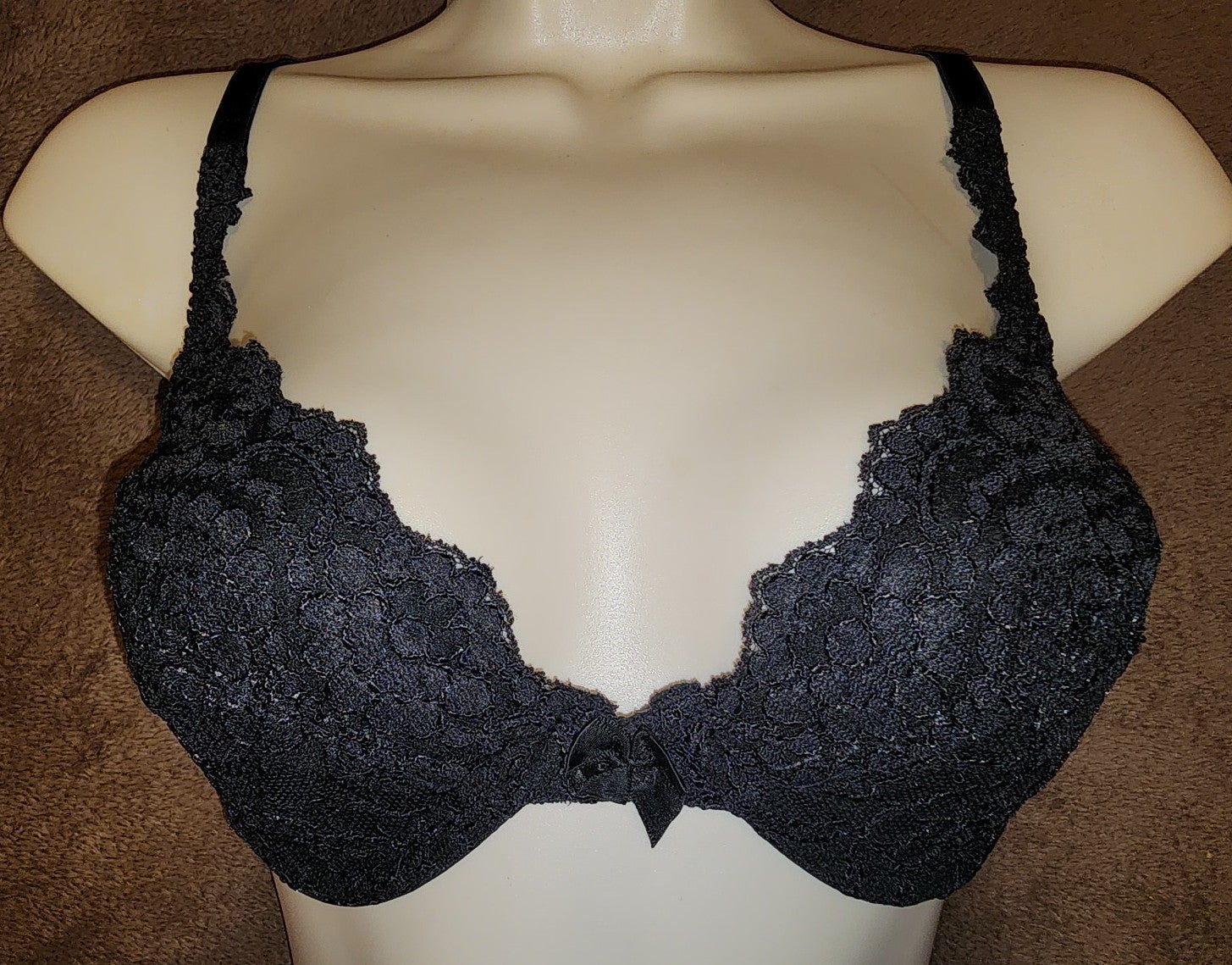 VINTAGE VICTORIAS SECRET SECOND SKIN 36C BLACK BRA