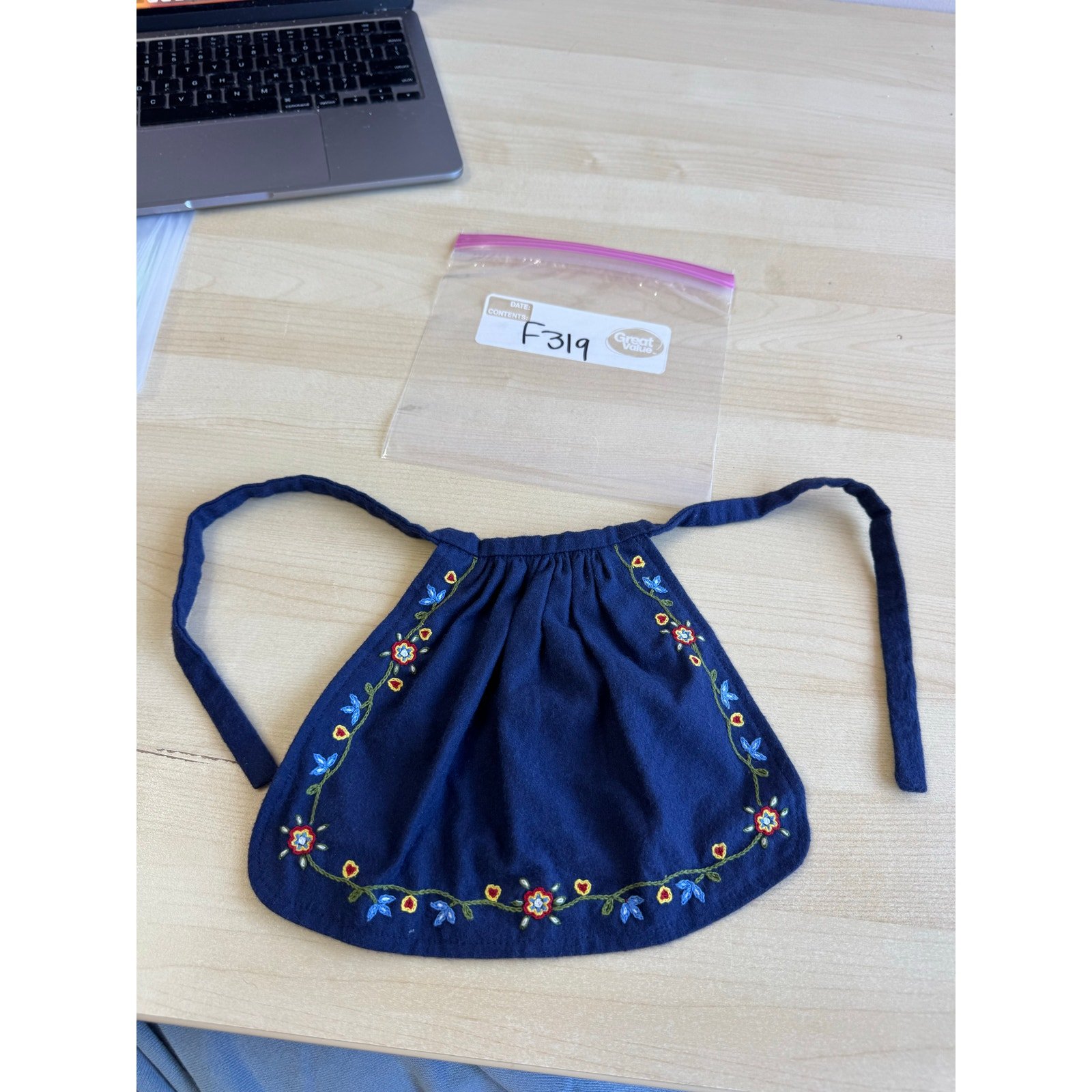 F319 American girl doll Kirsten on the trail apron blue embroidered