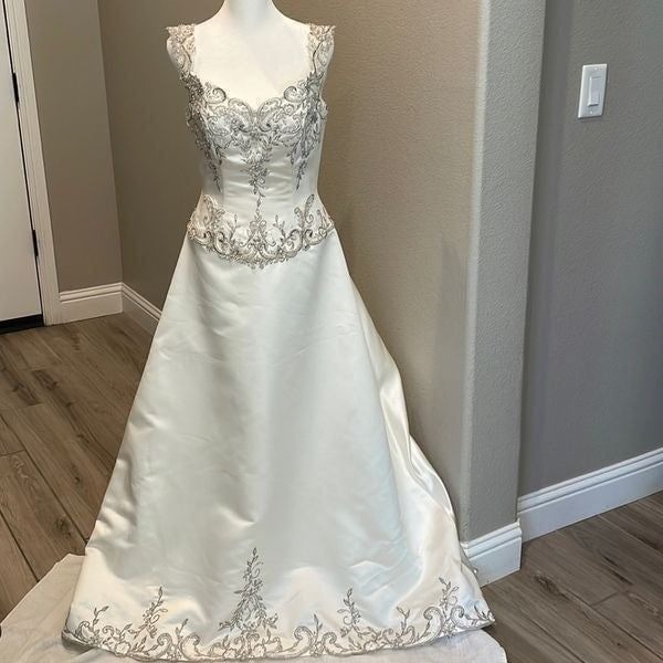 CASABLANCA Wedding Gown New With Tags